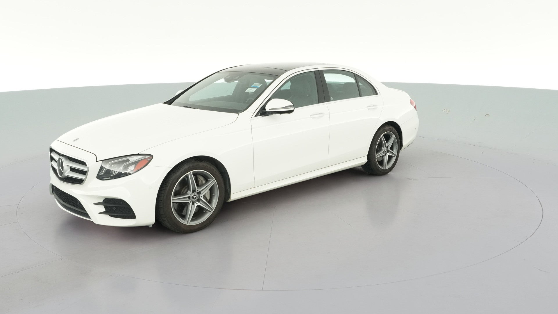 2018 Mercedes-Benz E-Class vehicle photo