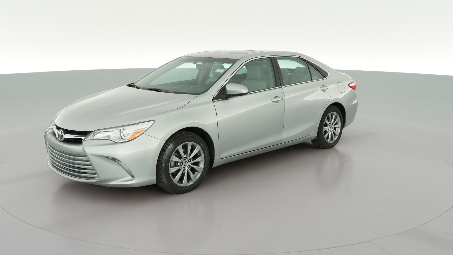 2015 Toyota Camry vehicle photo