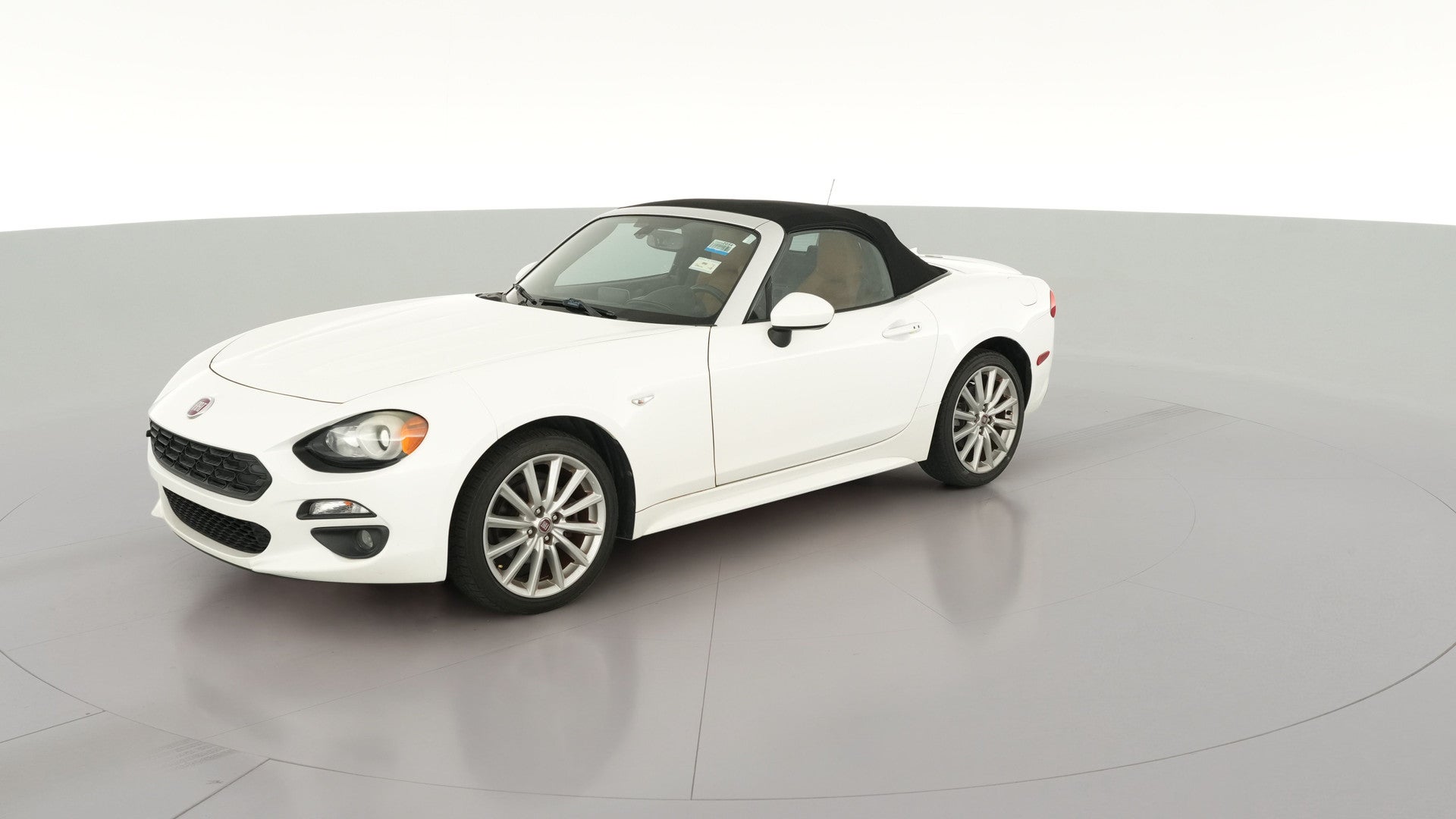 2018 FIAT 124 Spider vehicle photo