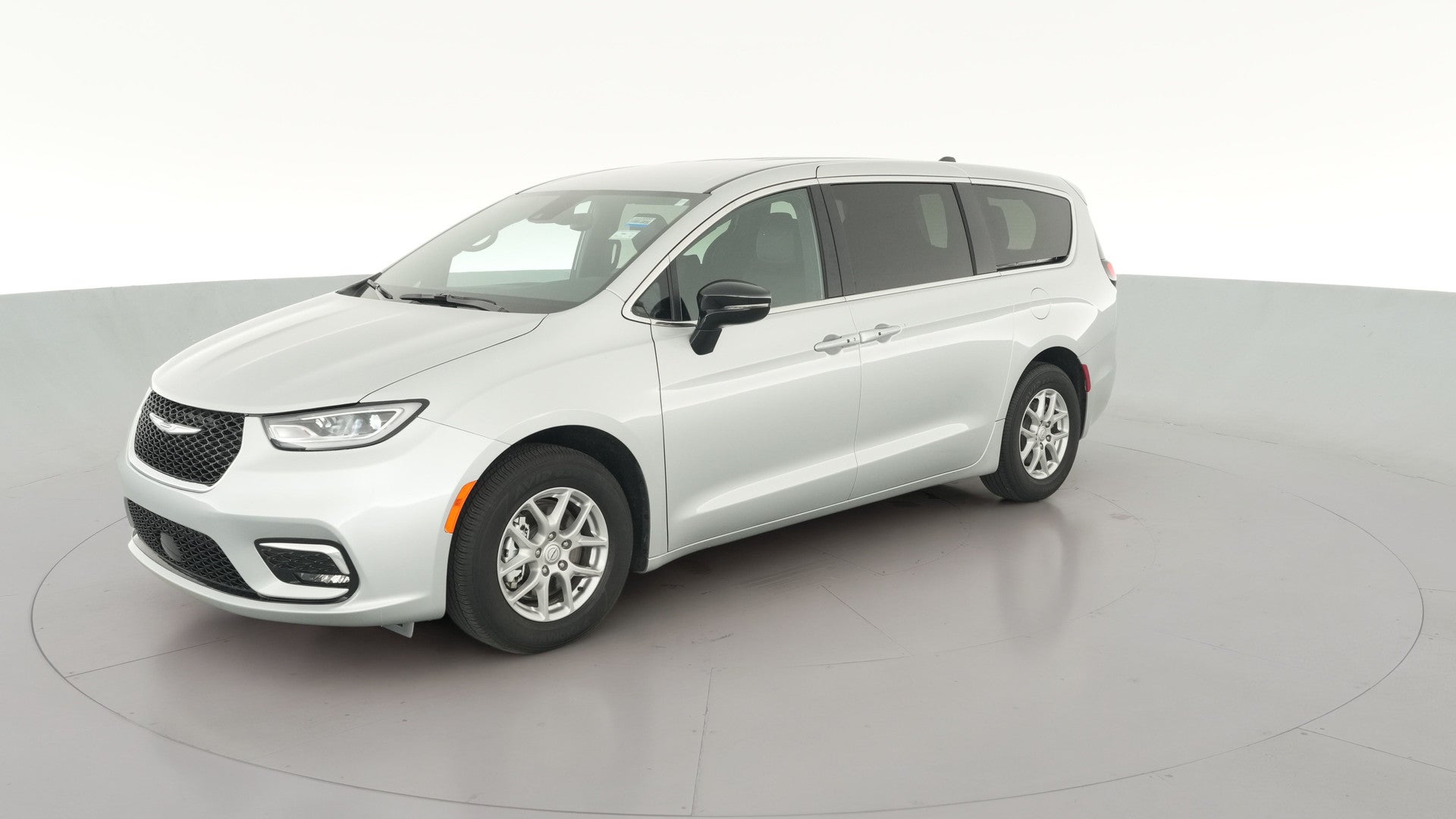 2026 Chrysler Pacifica vehicle photo