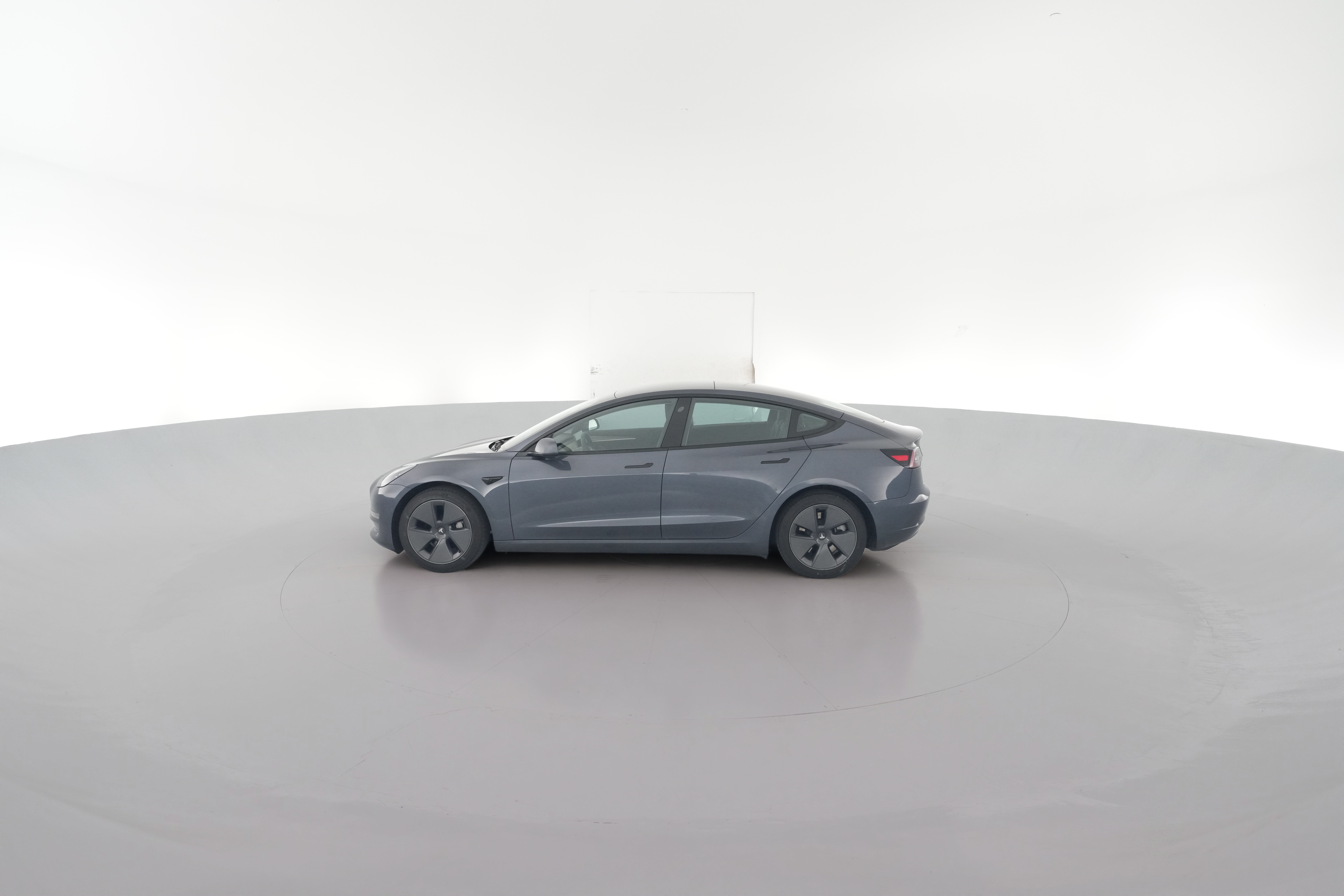 2022 Tesla Model 3 Long Range - Photo 31