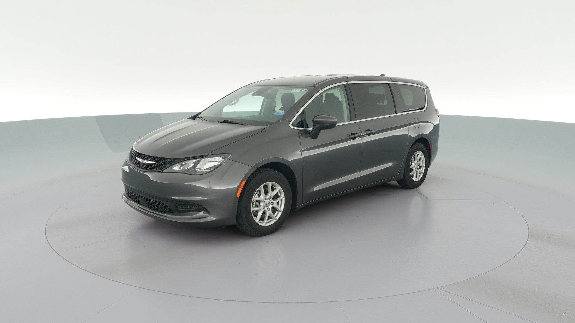 2023 Chrysler Voyager vehicle photo