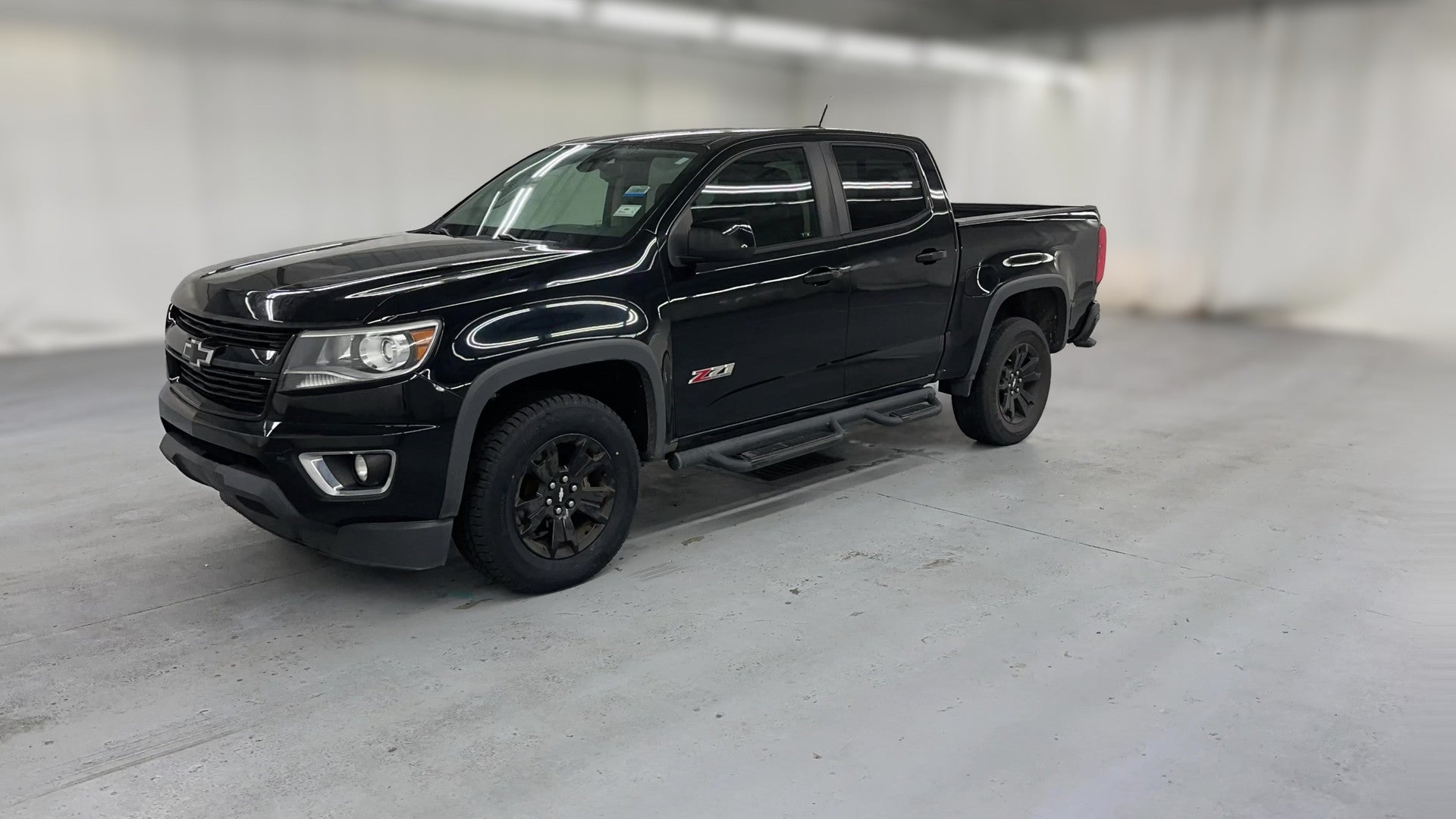 2020 Chevrolet Colorado Crew Cab vehicle photo