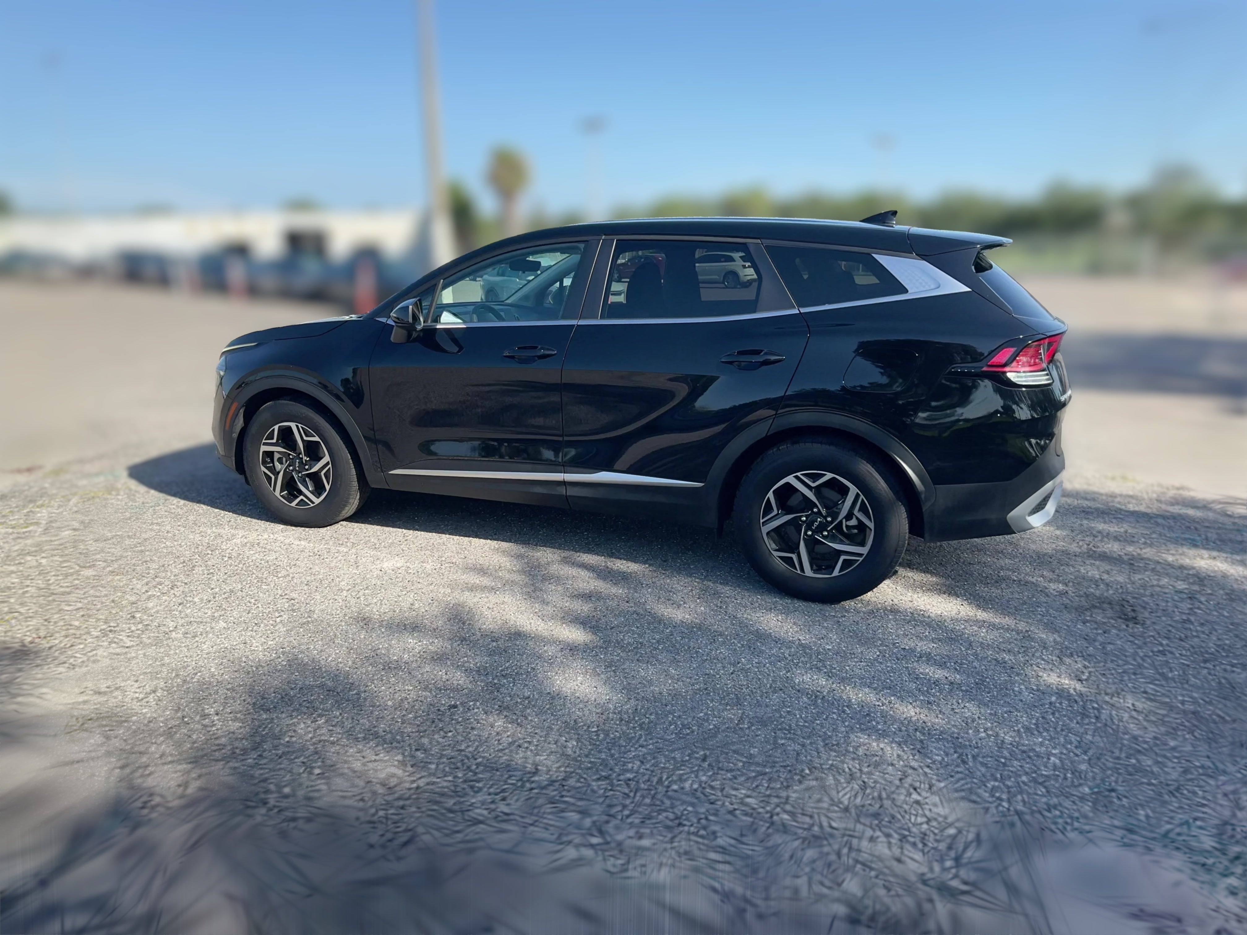 2025 Kia Sportage LX - Photo 22