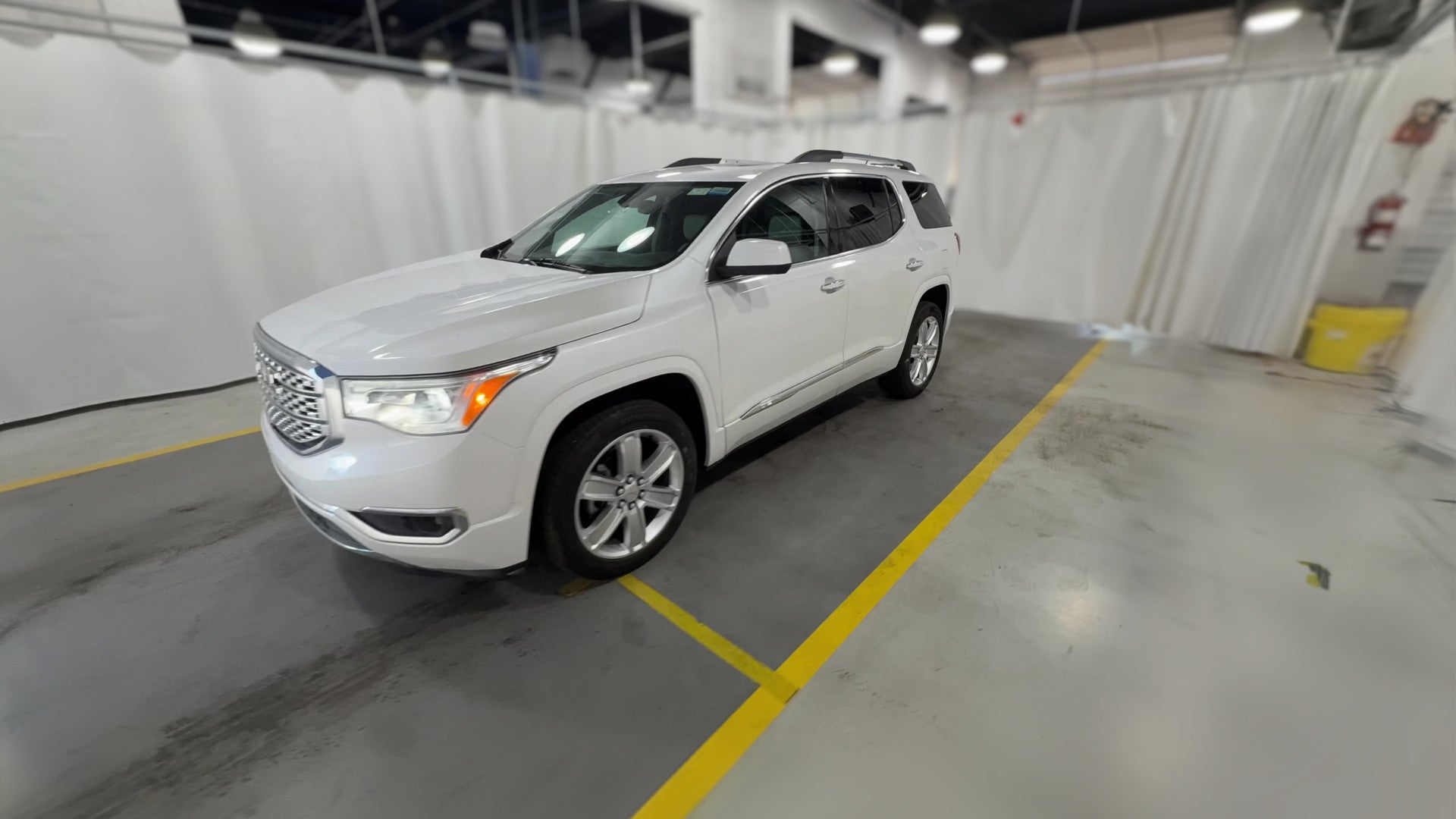 2017 GMC Acadia vehicle photo