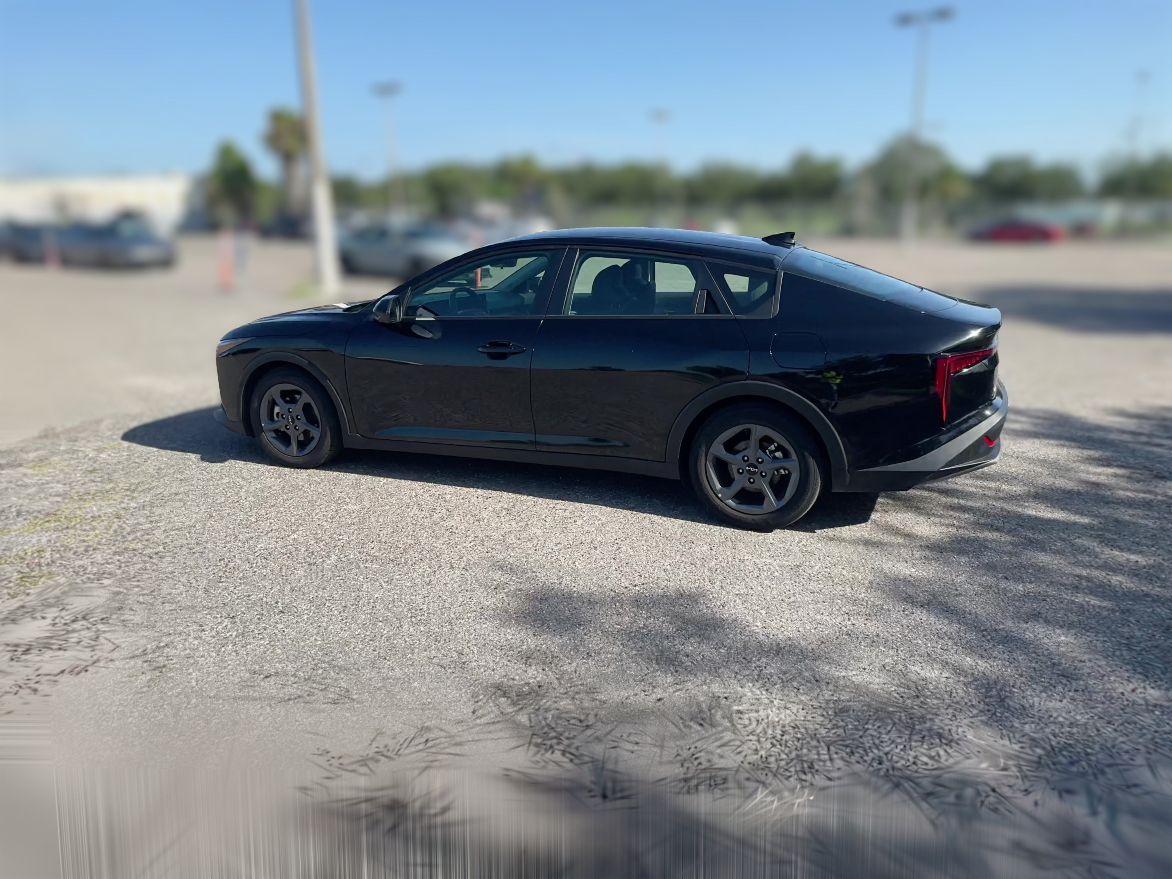 2025 Kia K4 LXS - Photo 23