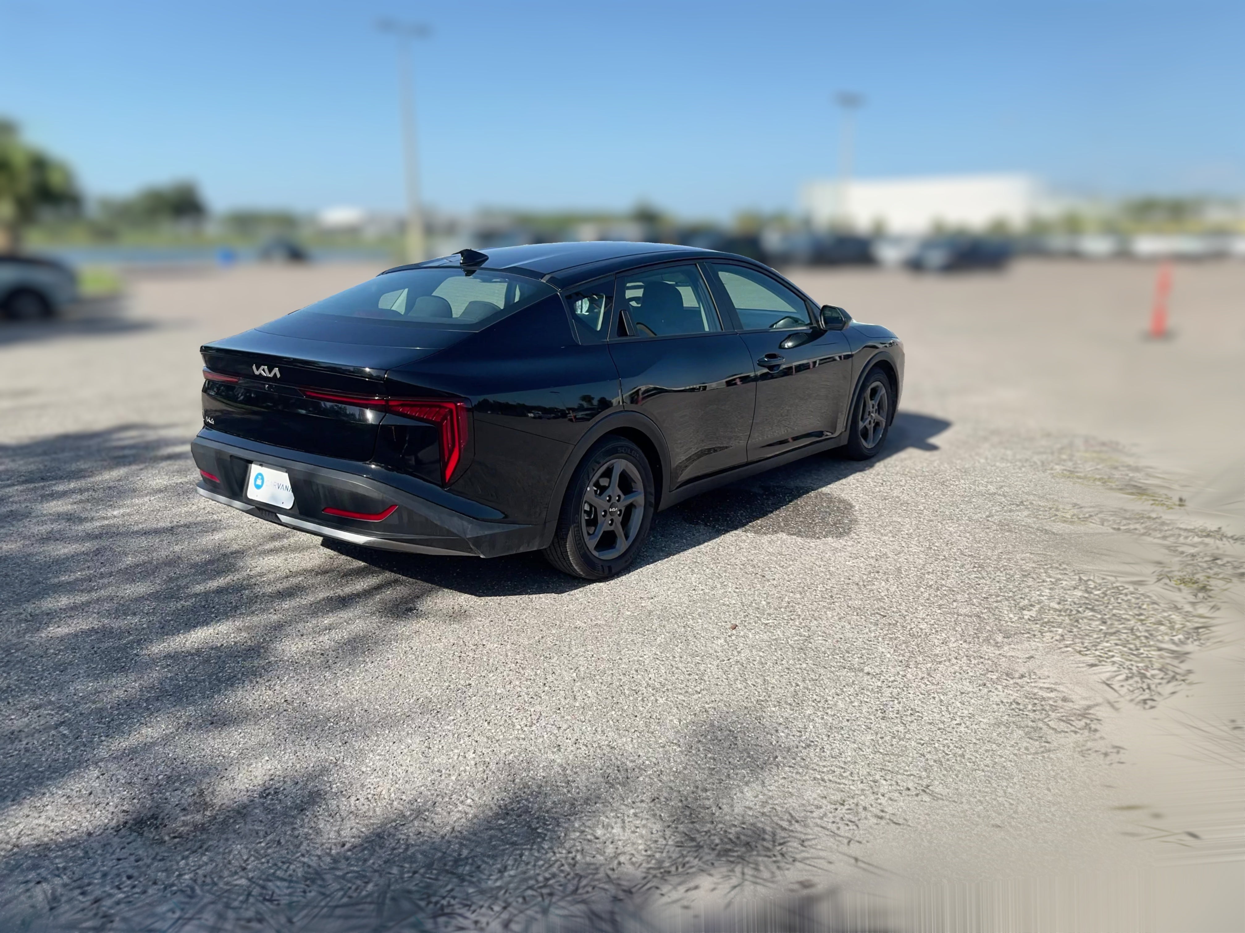 2025 Kia K4 LXS - Photo 28