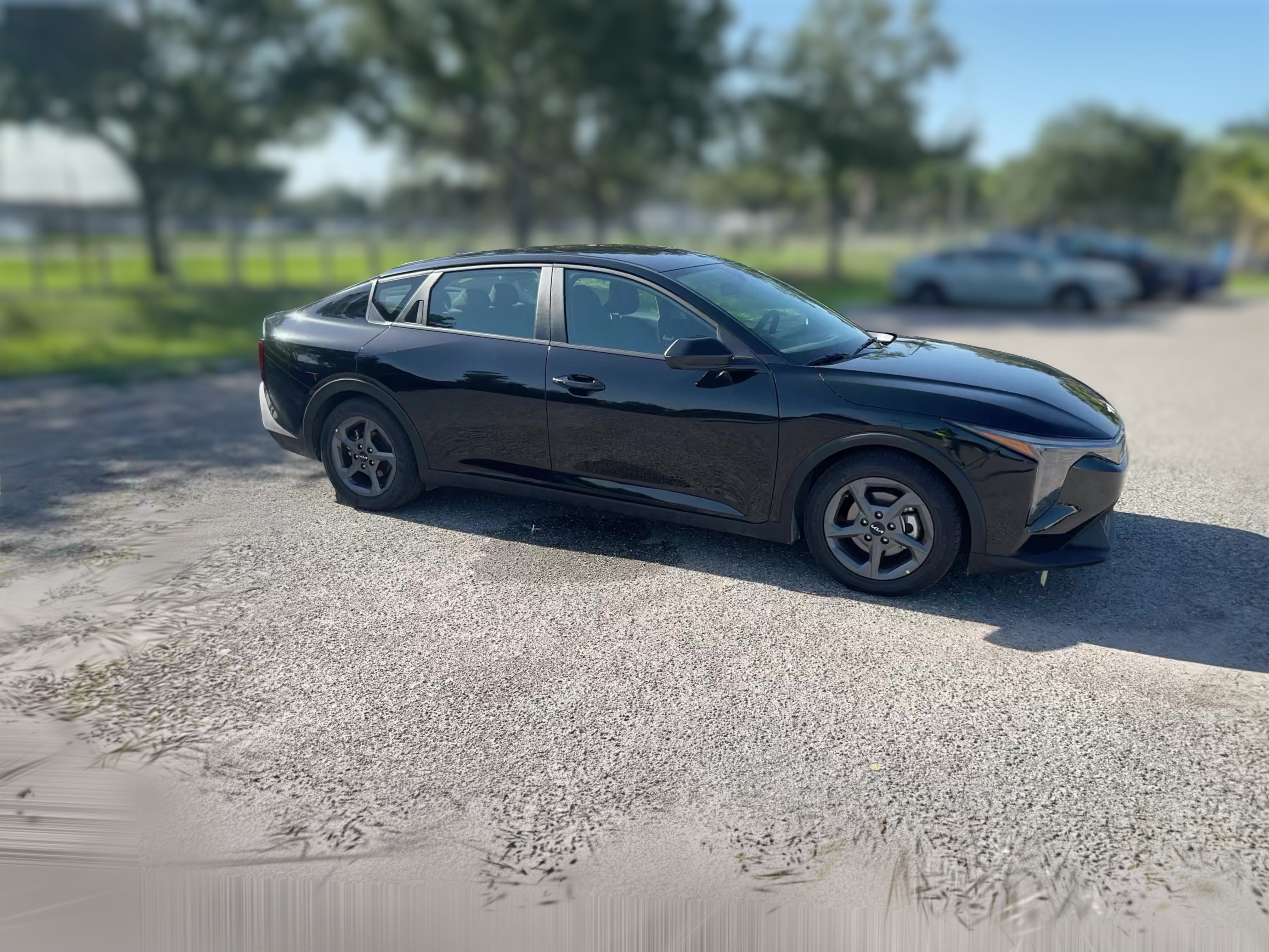 2025 Kia K4 LXS - Photo 31