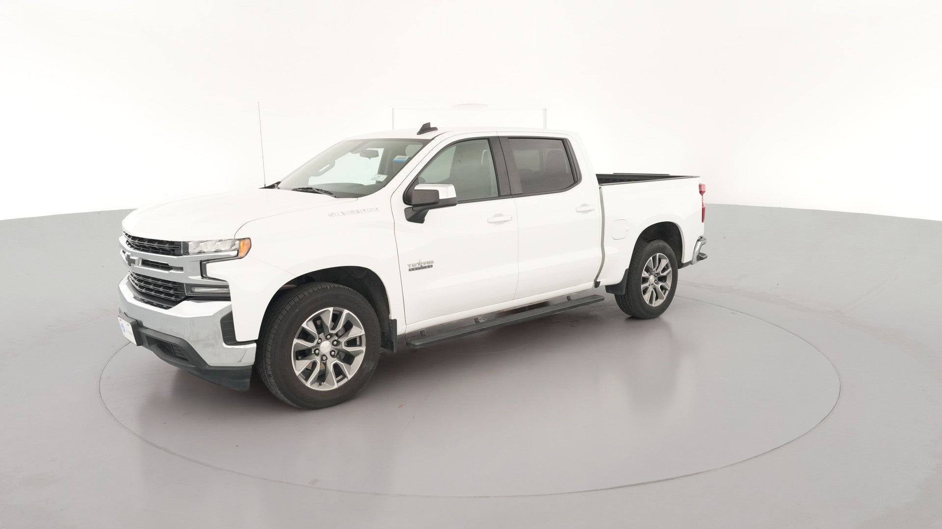 2019 Chevrolet Silverado 1500 Crew Cab vehicle photo