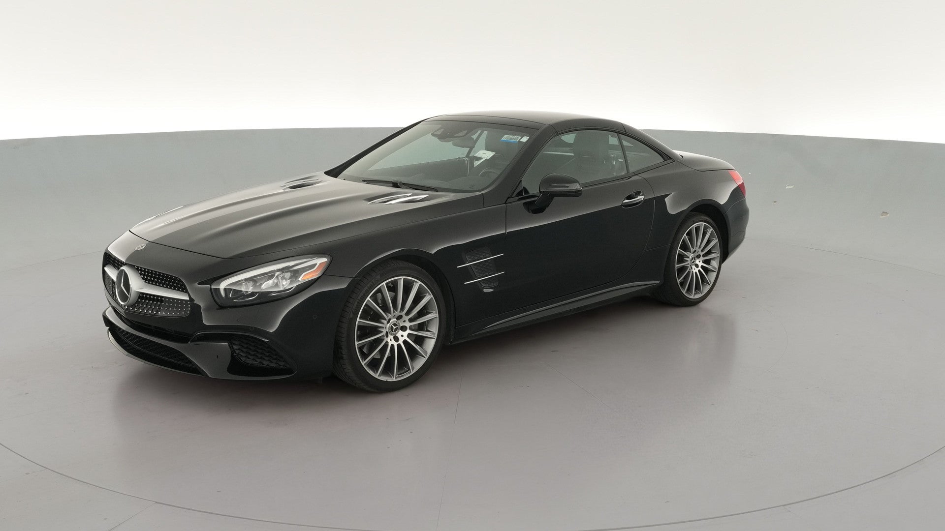 2019 Mercedes-Benz SL vehicle photo