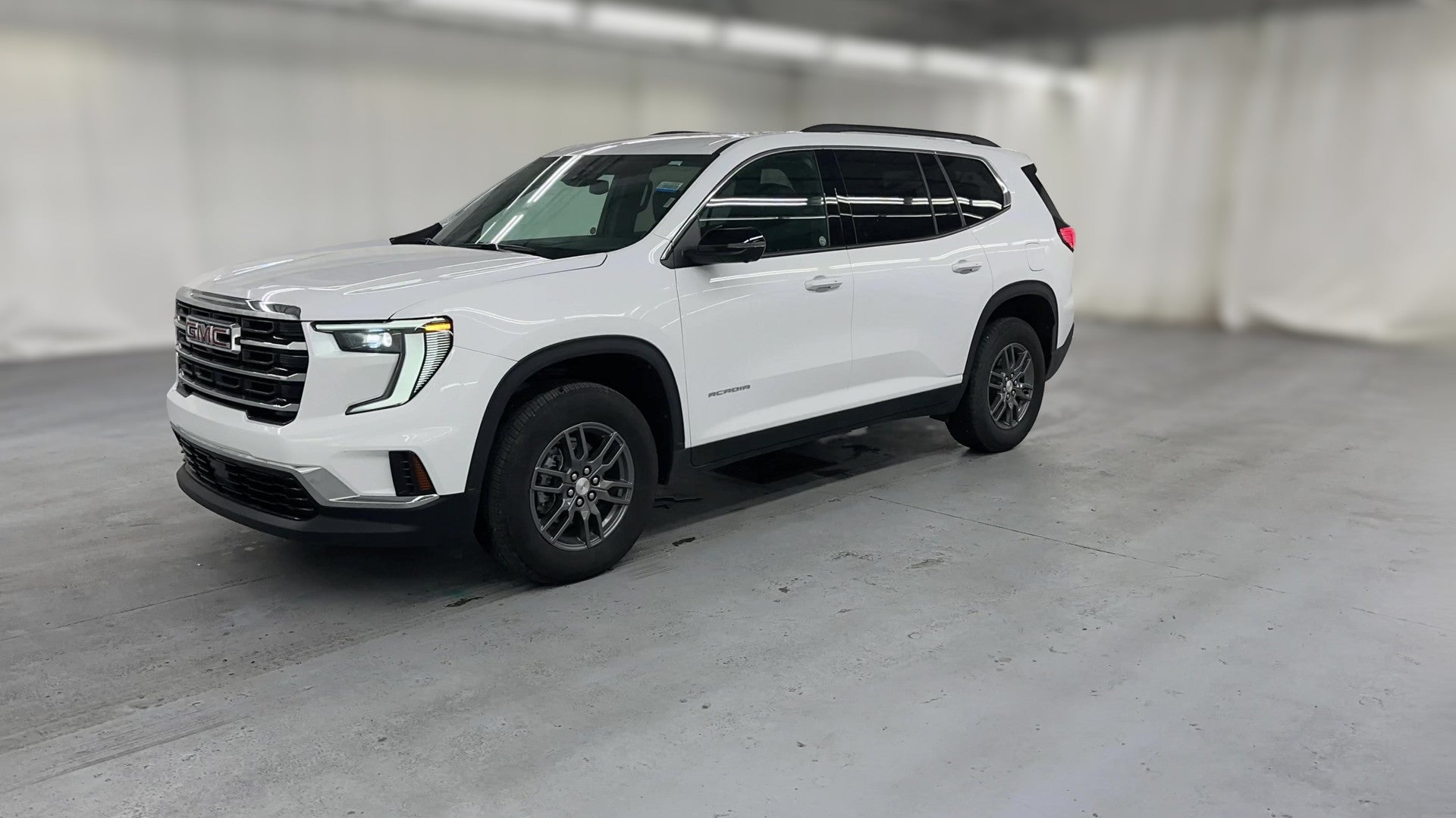 2025 GMC Acadia vehicle photo