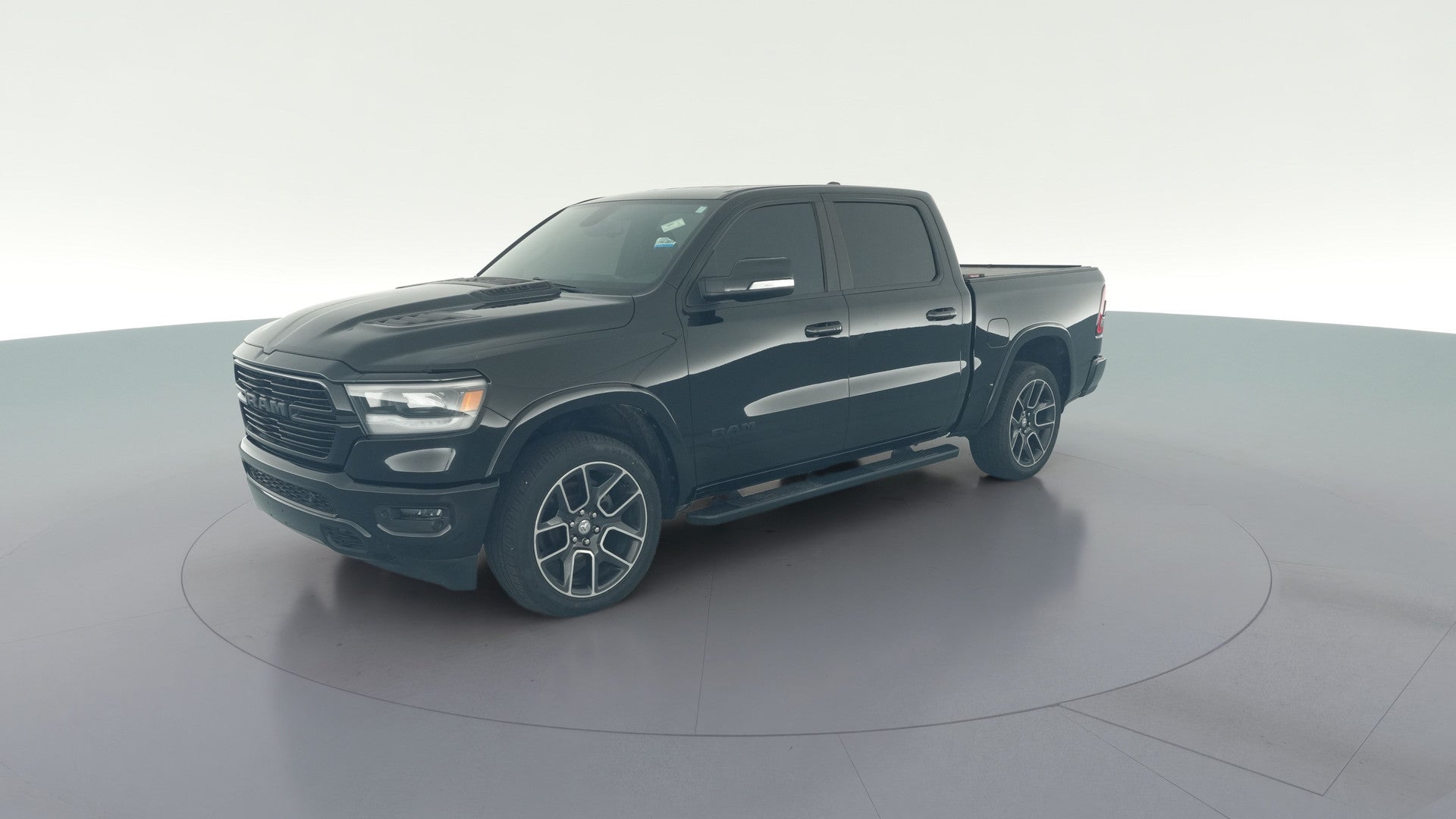 2019 Ram 1500 Crew Cab vehicle photo