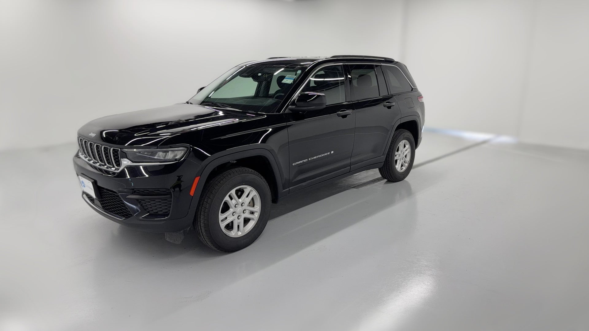 2023 Jeep Grand Cherokee vehicle photo