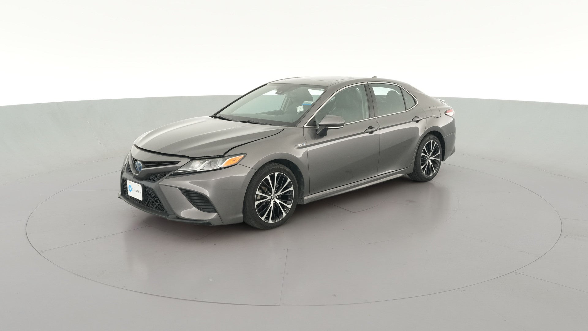 2019 Toyota Camry Hybrid vehicle photo