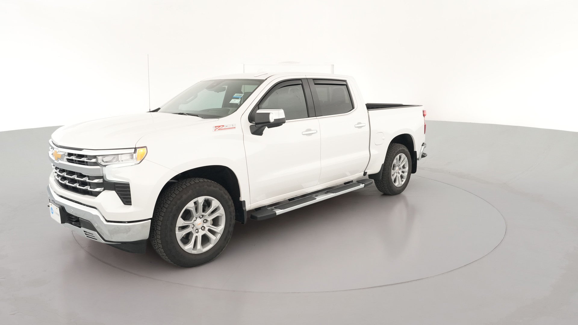 2025 Chevrolet Silverado 1500 Crew Cab vehicle photo
