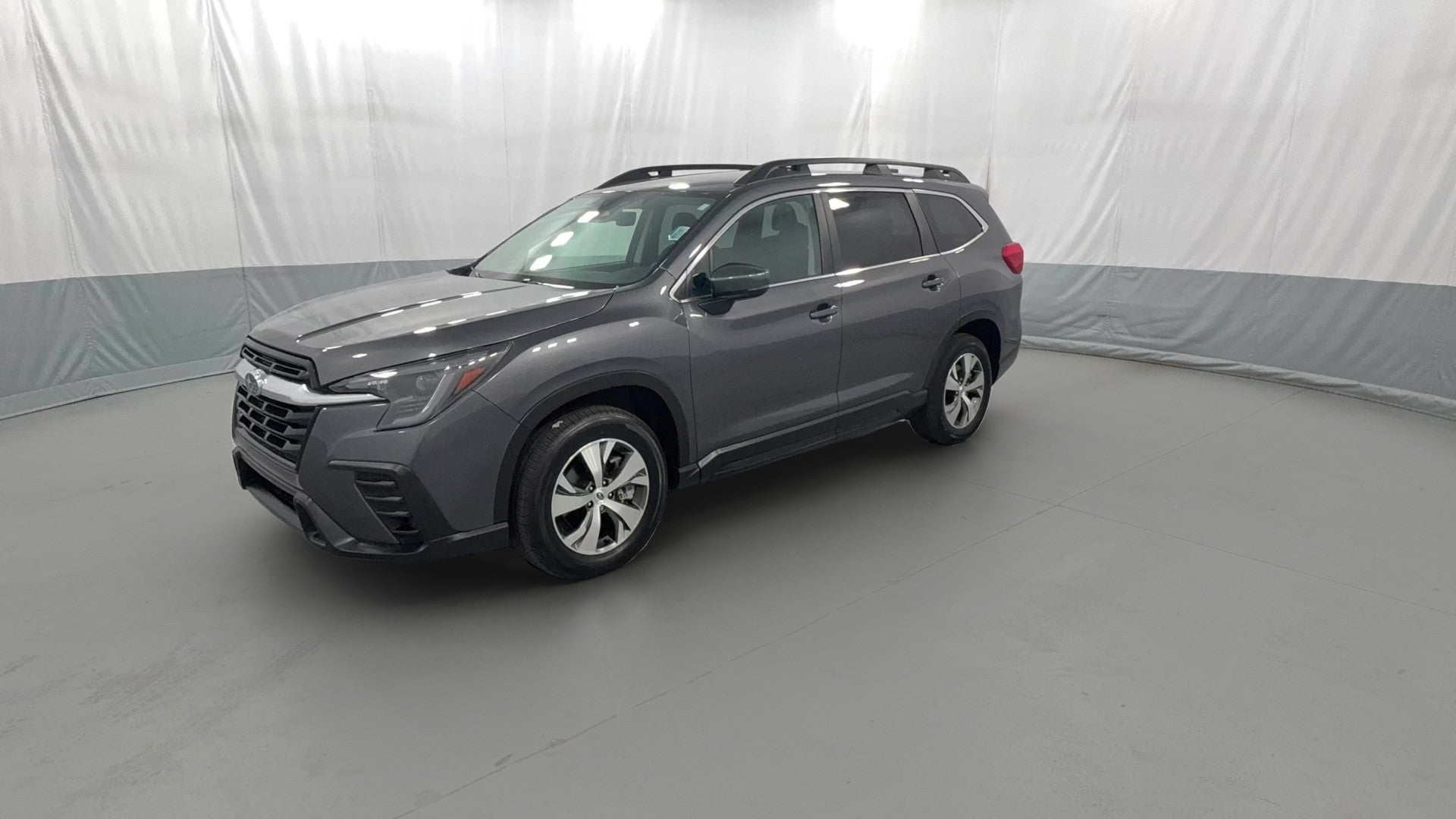 2024 Subaru Ascent vehicle photo