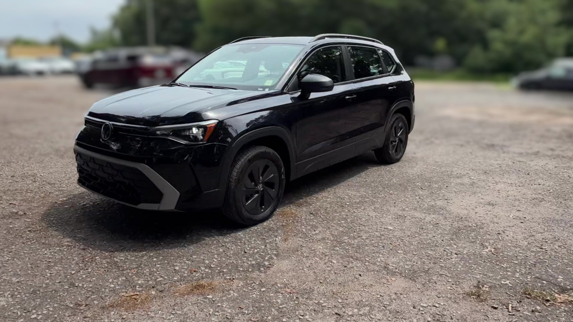 2026 Volkswagen Taos vehicle photo