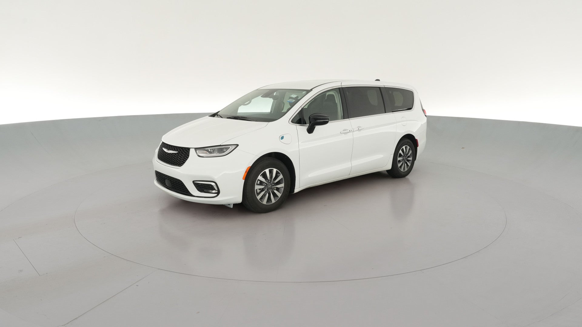 2024 Chrysler Pacifica Hybrid vehicle photo