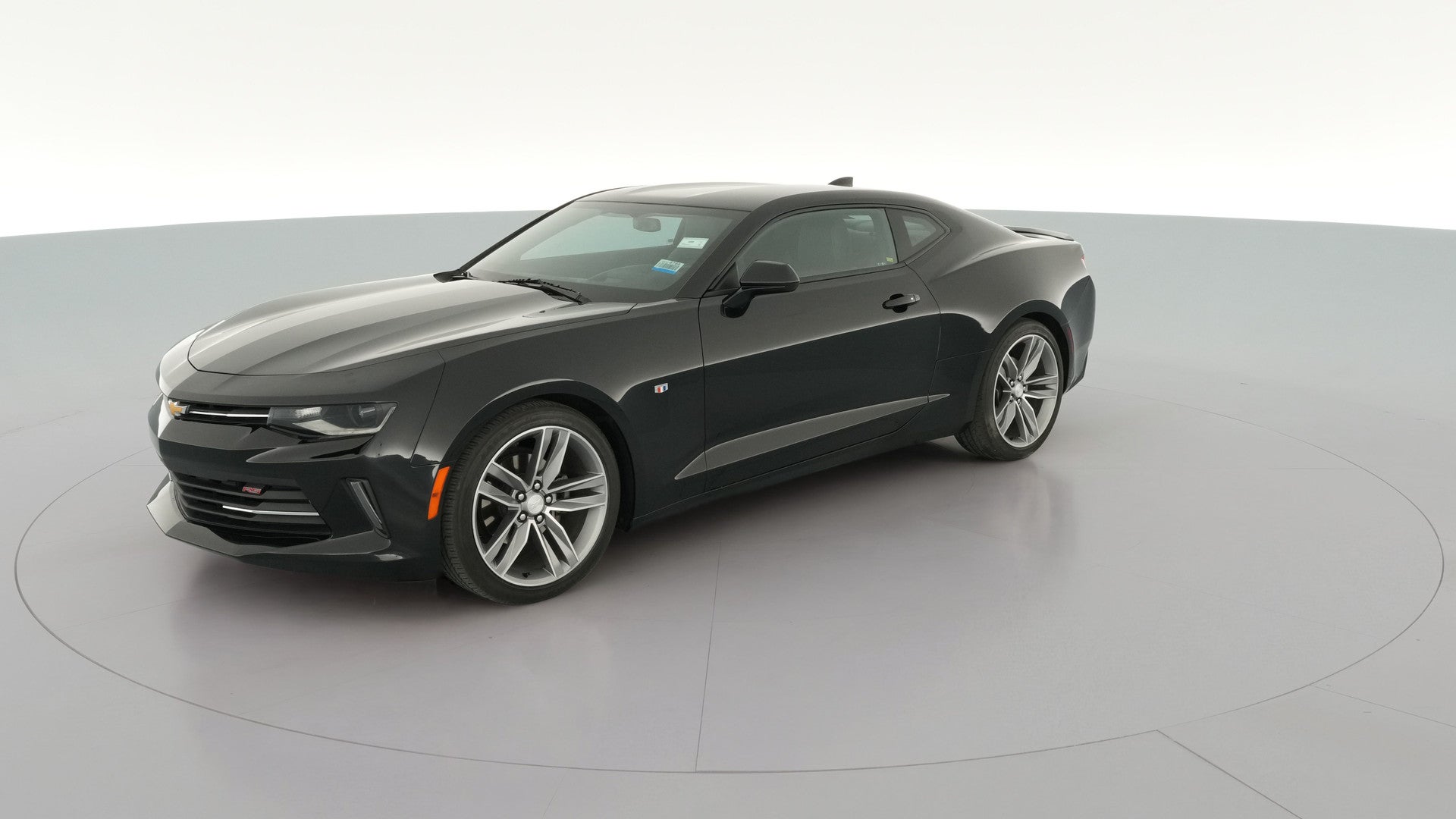 2018 Chevrolet Camaro vehicle photo