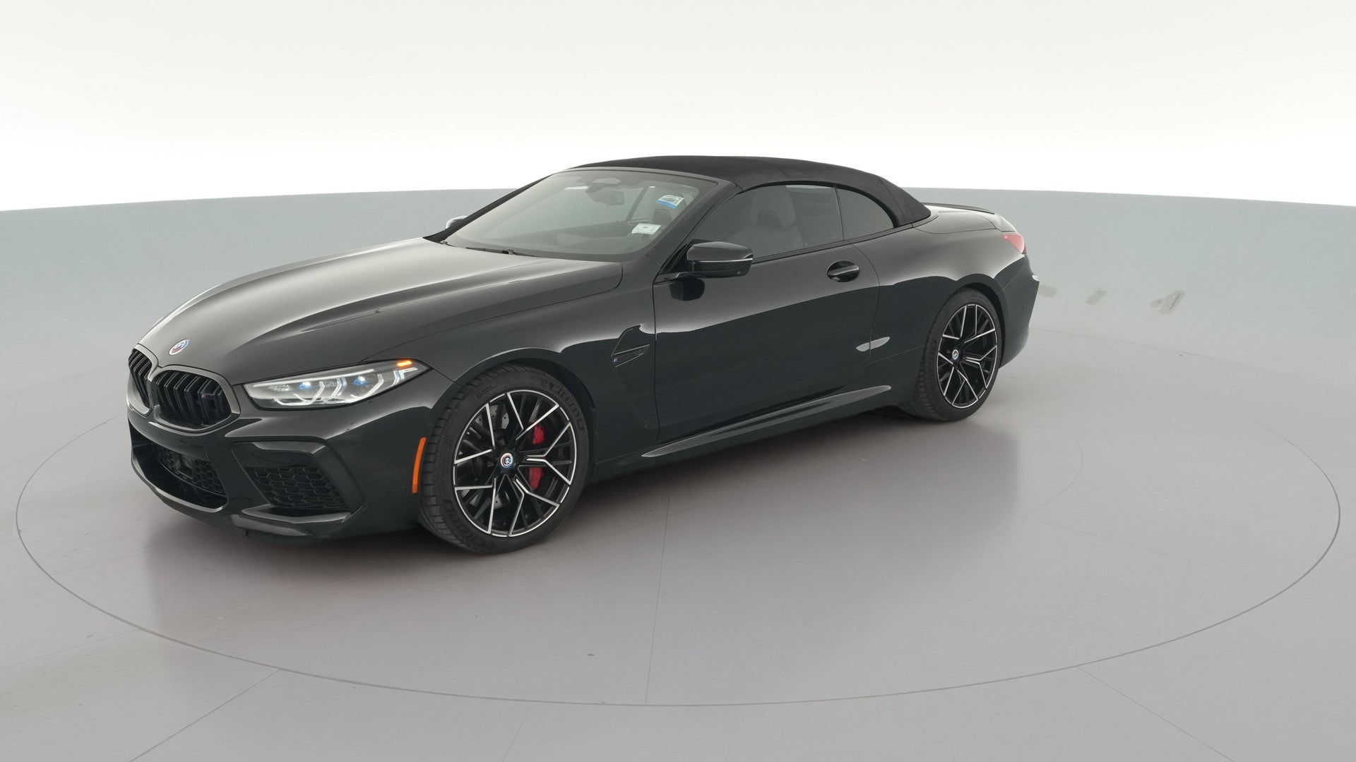 2023 BMW M8 vehicle photo