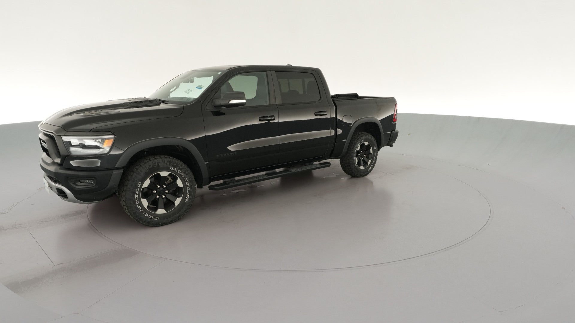 2020 Ram 1500 Crew Cab vehicle photo