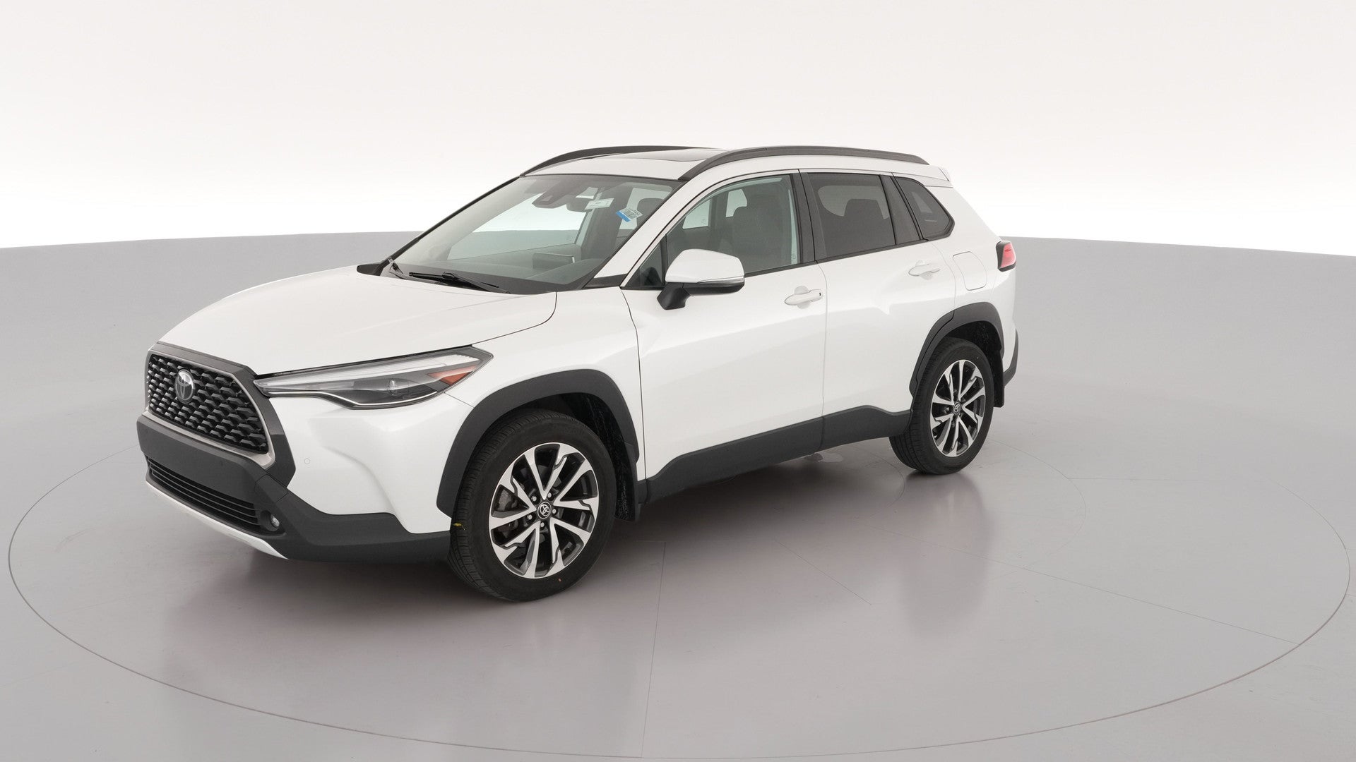 2022 Toyota Corolla Cross vehicle photo