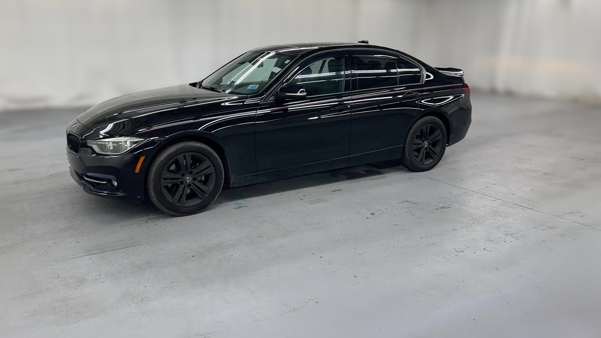 2018 BMW 3 Series vehicle photo