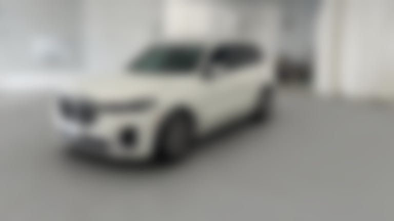 2021 BMW X7 vehicle photo