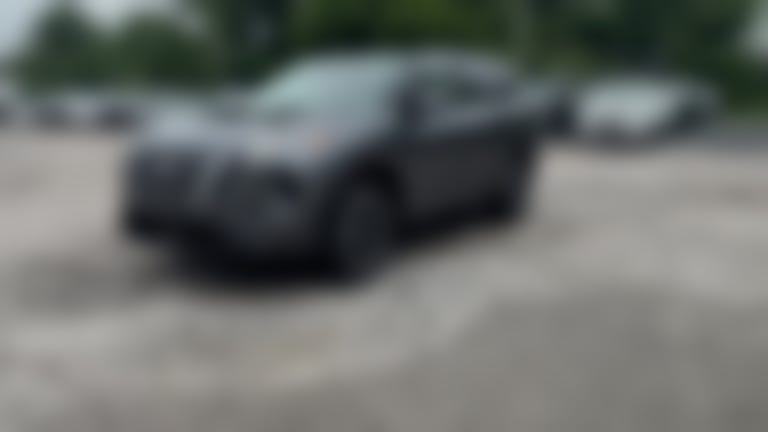2025 Nissan Rogue vehicle photo