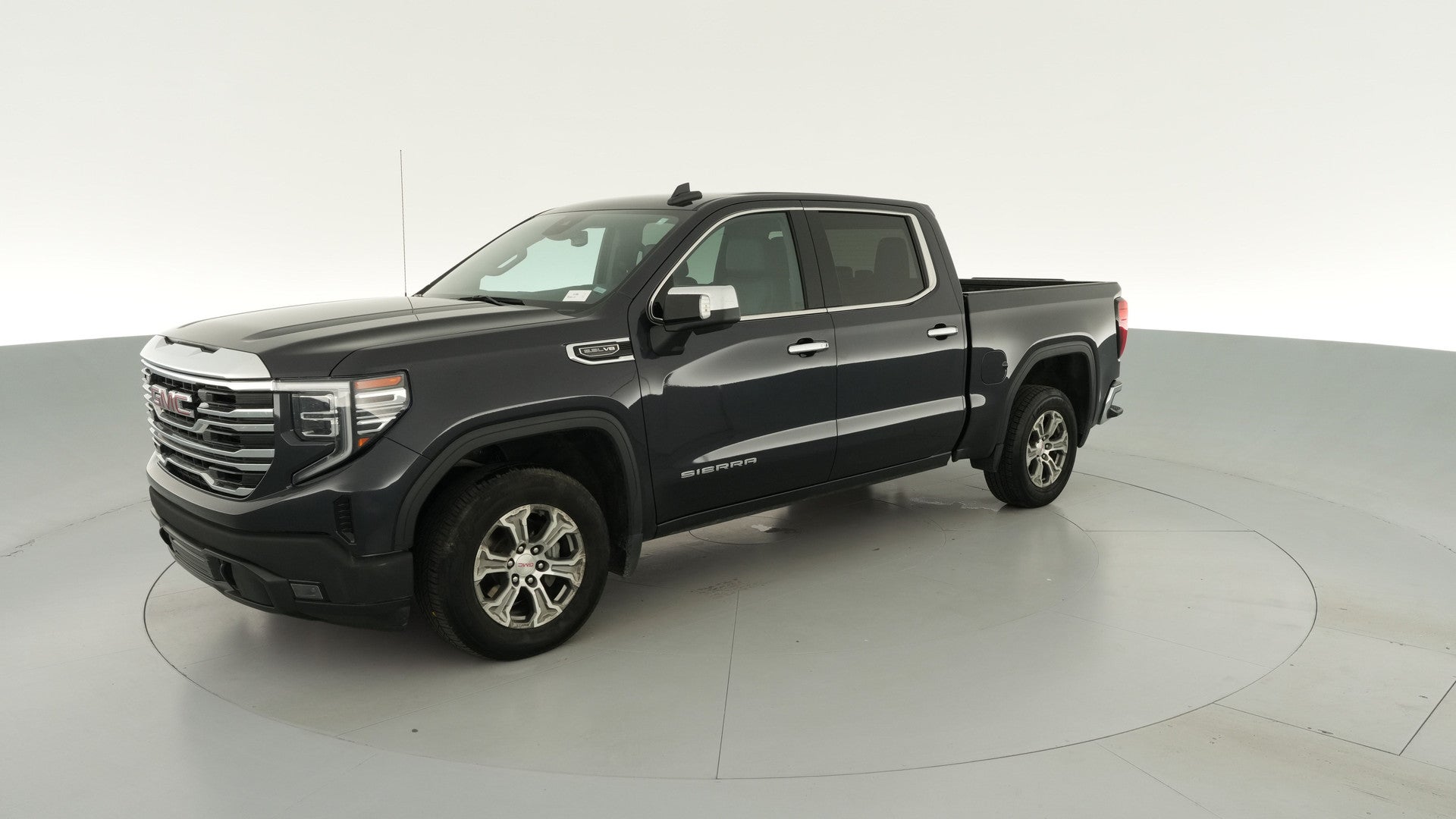 2024 GMC Sierra 1500 Crew Cab vehicle photo