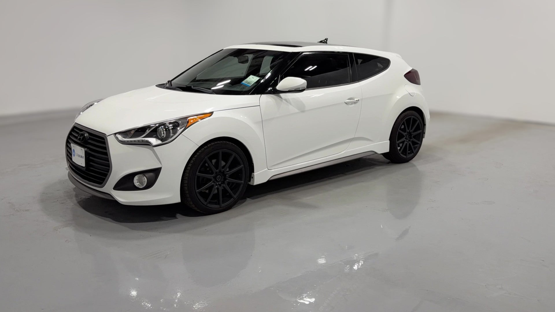 2016 Hyundai Veloster vehicle photo