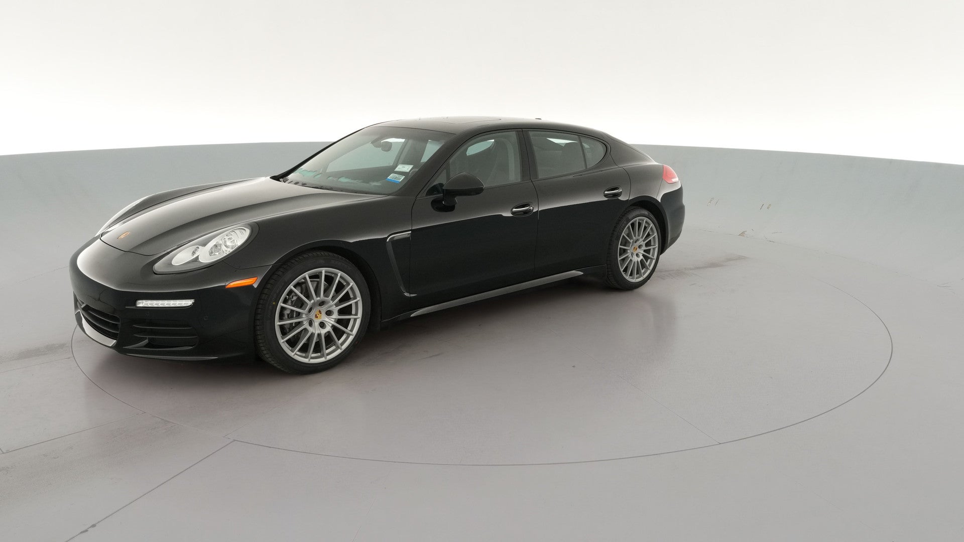 2015 Porsche Panamera vehicle photo