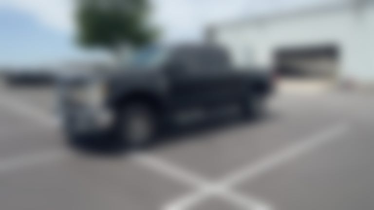 2019 Ford F250 Super Duty Crew Cab vehicle photo