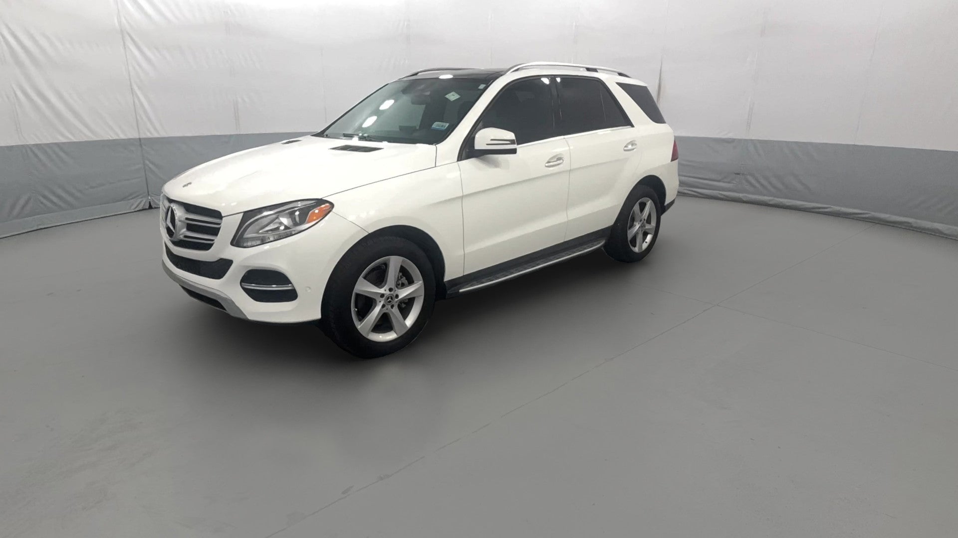 2018 Mercedes-Benz GLE vehicle photo