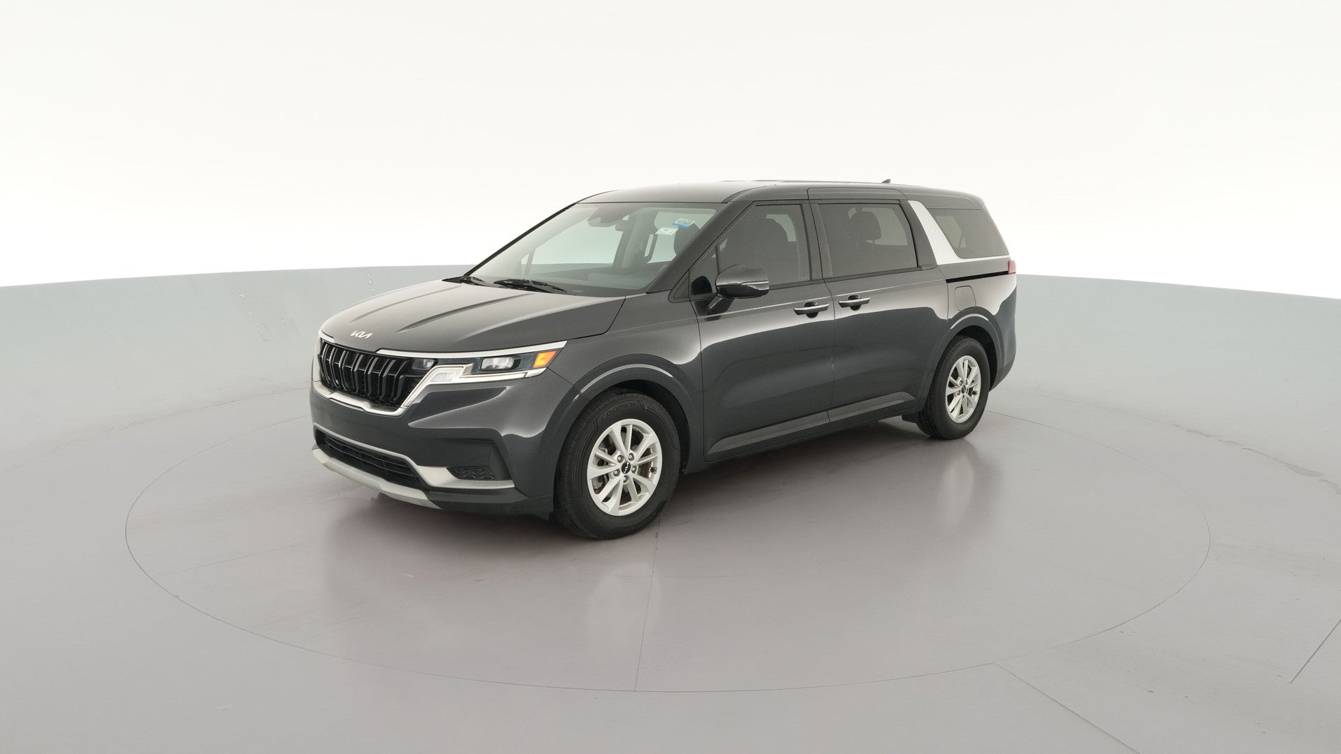 2023 Kia Carnival vehicle photo