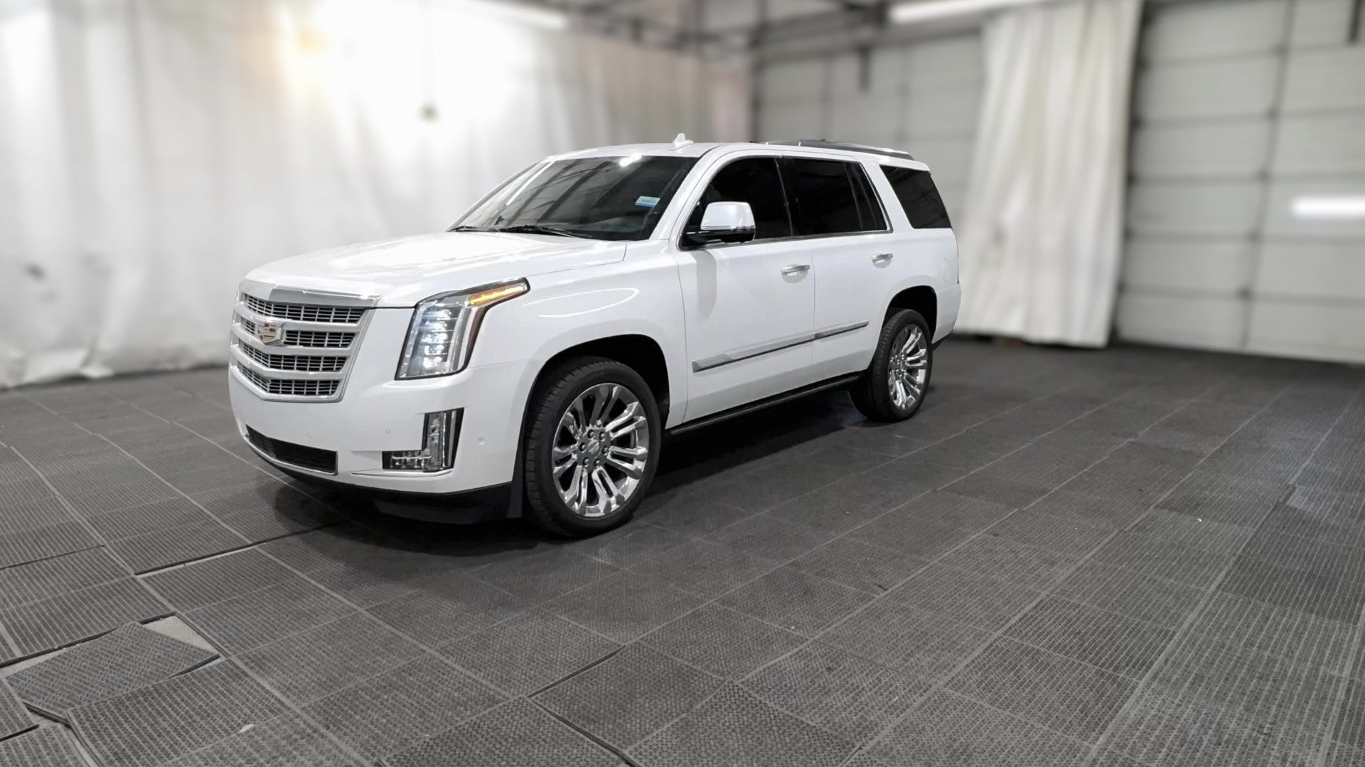 2020 Cadillac Escalade vehicle photo