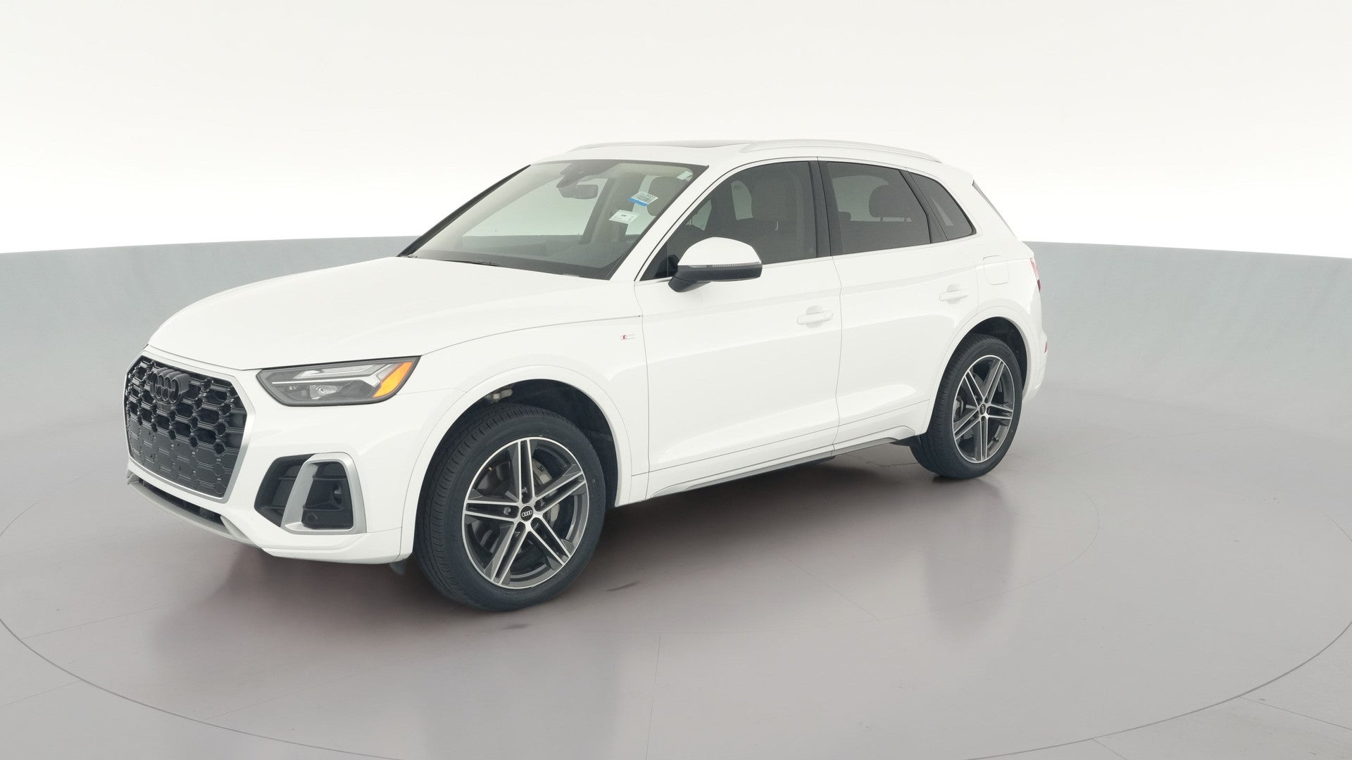 2021 Audi Q5 vehicle photo