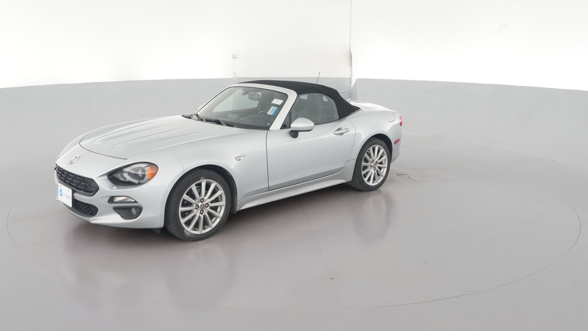 2019 FIAT 124 Spider vehicle photo