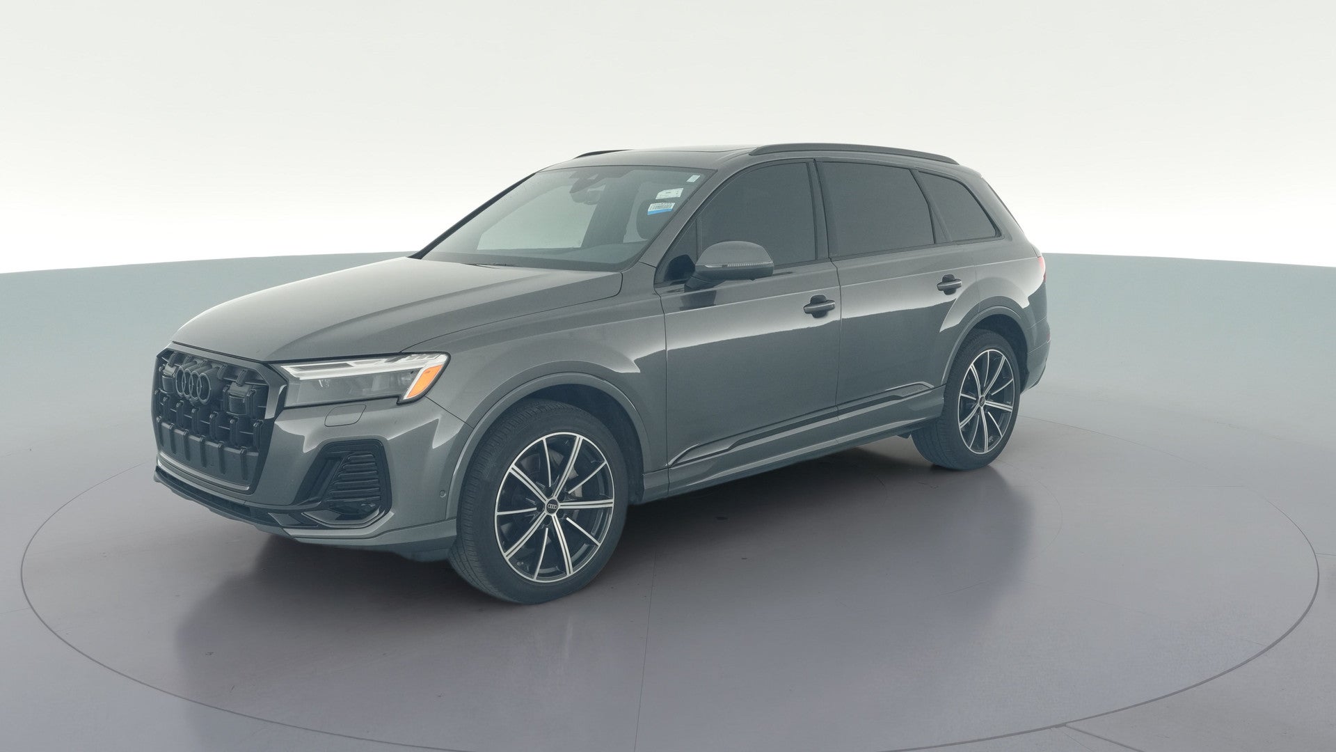 2025 Audi Q7 vehicle photo