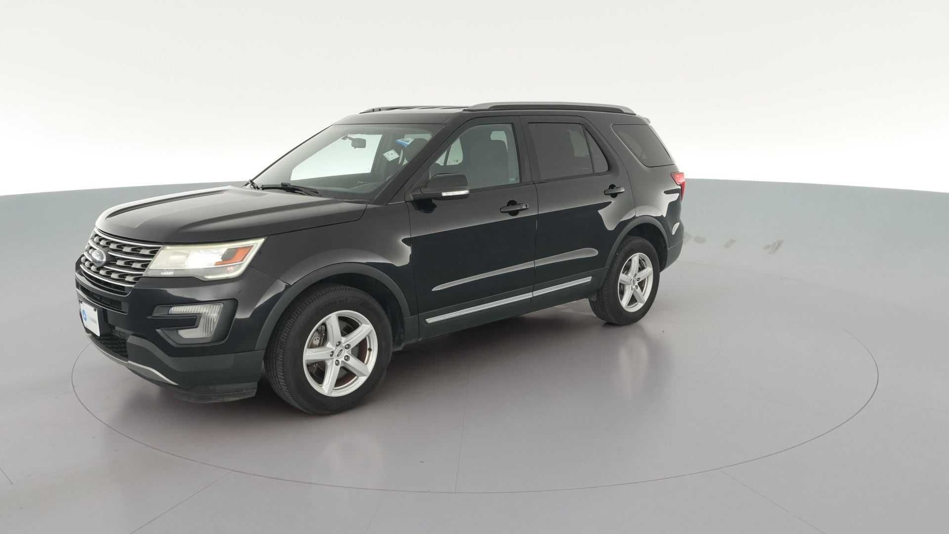 2017 Ford Explorer vehicle photo