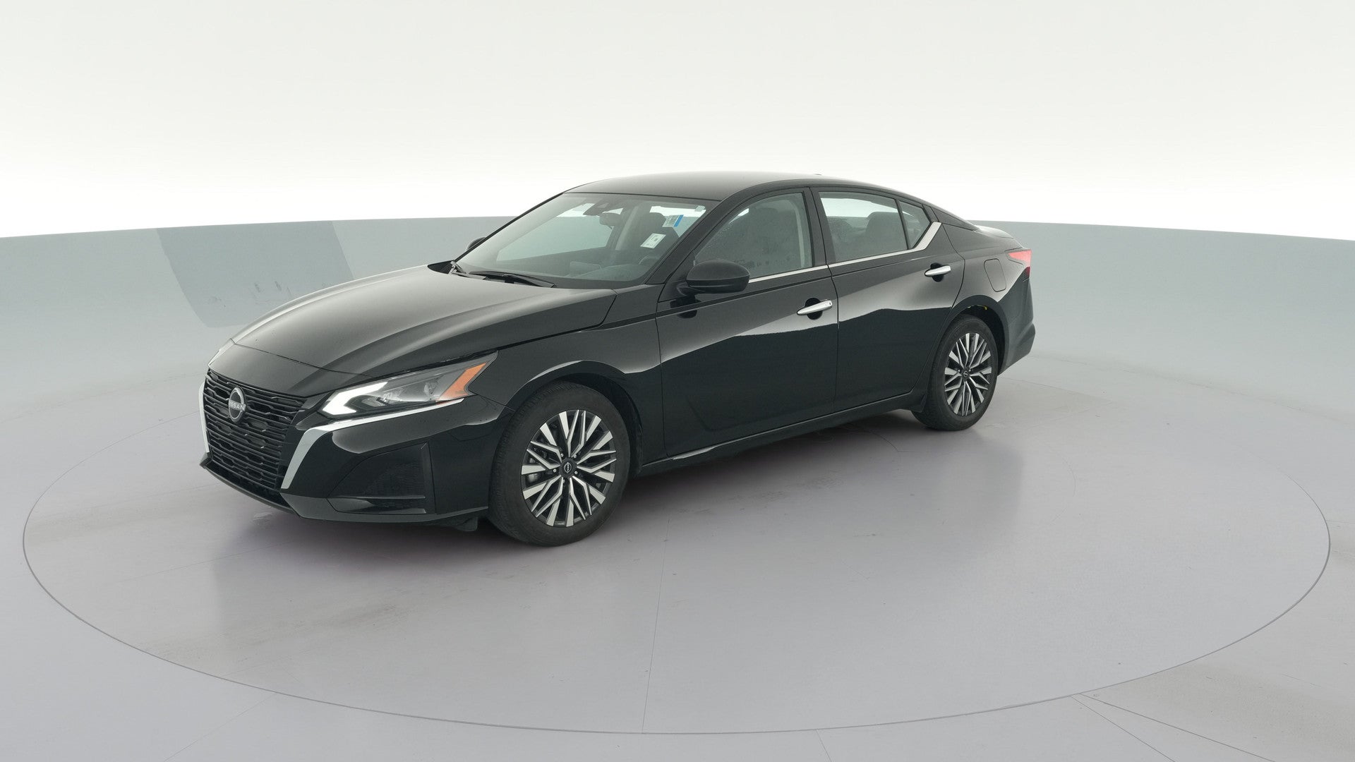 2025 Nissan Altima vehicle photo
