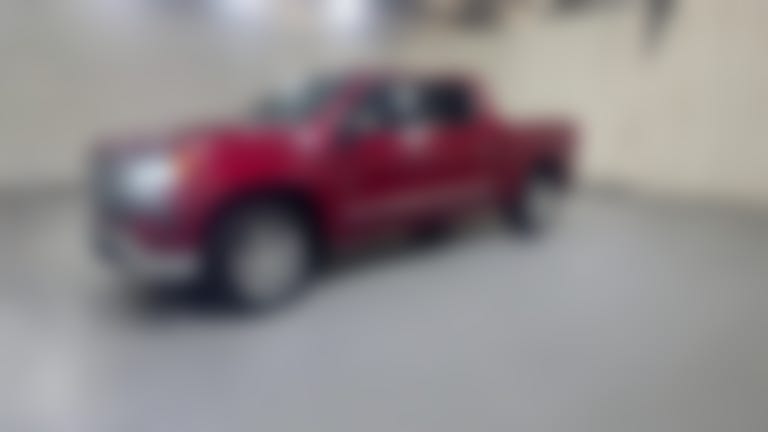 2024 Chevrolet Silverado 1500 Crew Cab vehicle photo