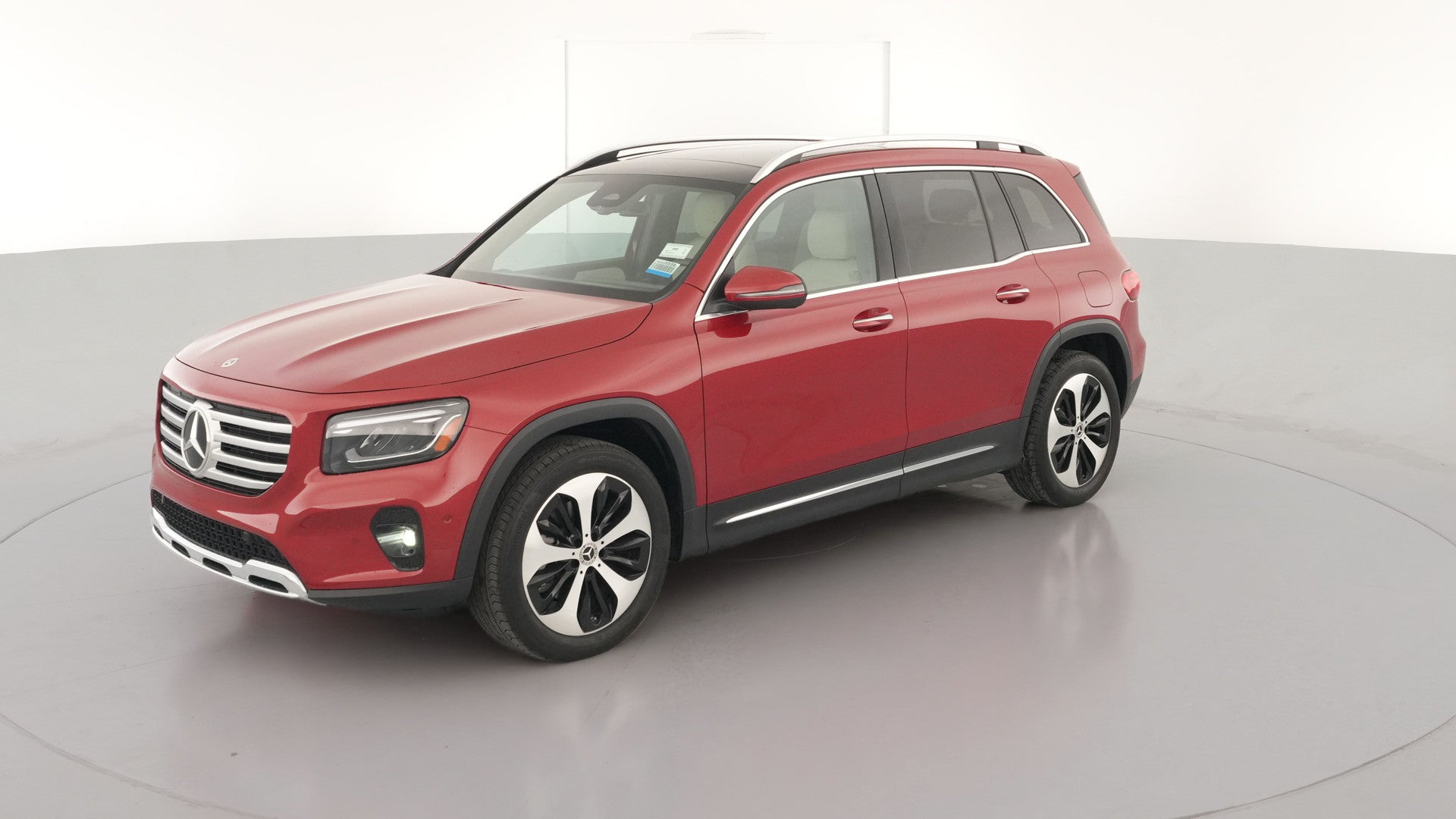 2025 Mercedes-Benz GLB vehicle photo