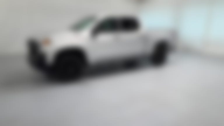 2020 Chevrolet Silverado 1500 Crew Cab vehicle photo
