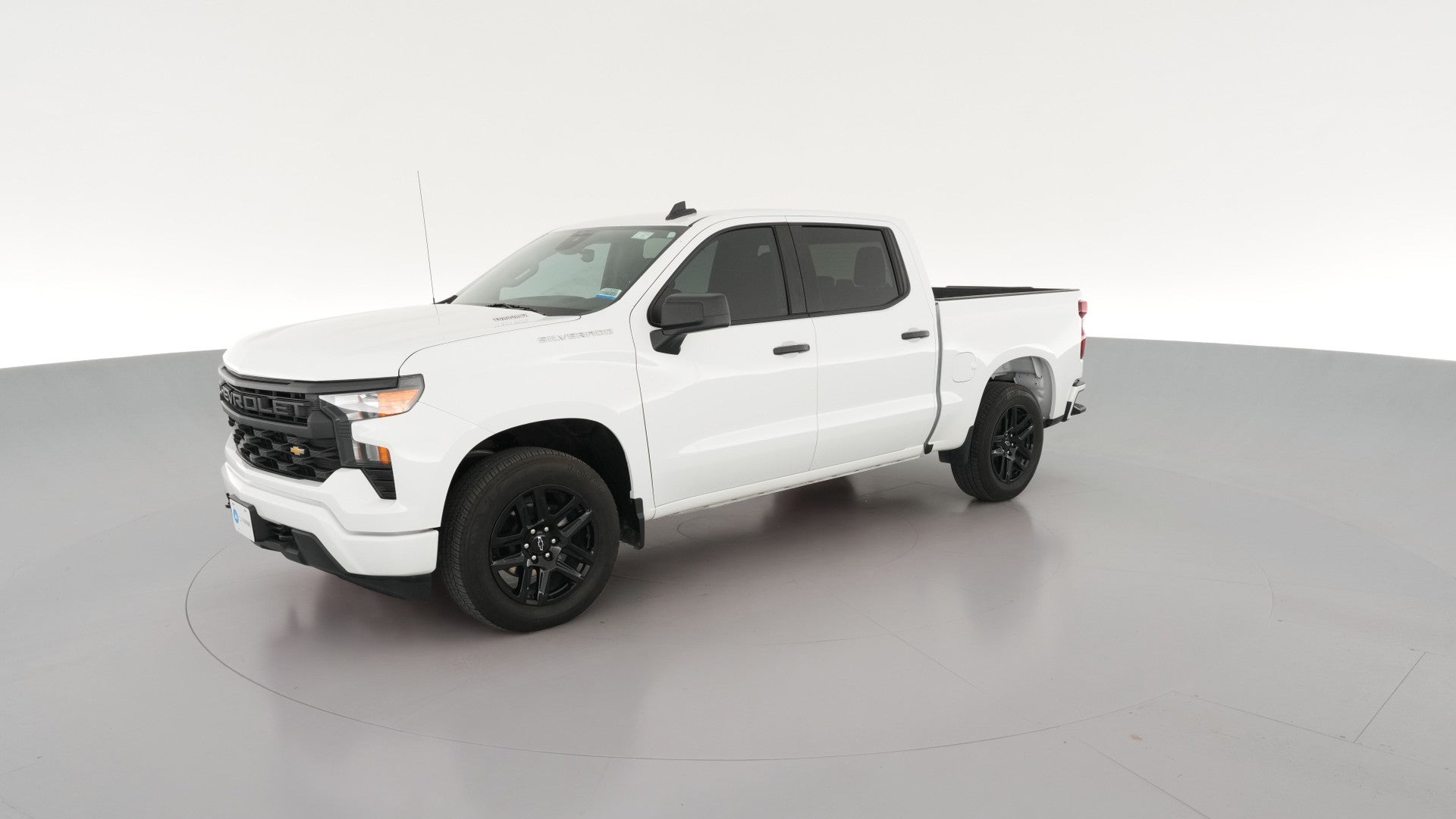 2025 Chevrolet Silverado 1500 Crew Cab vehicle photo