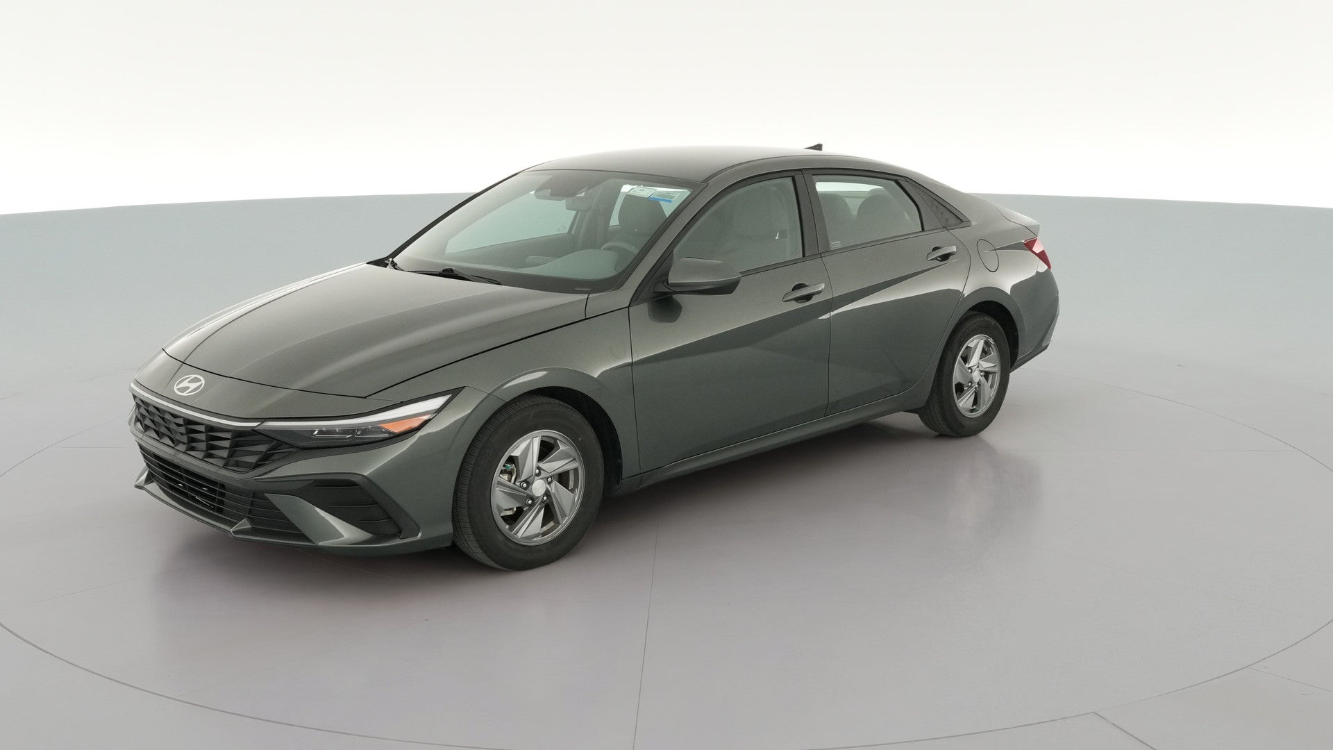 2024 Hyundai Elantra vehicle photo
