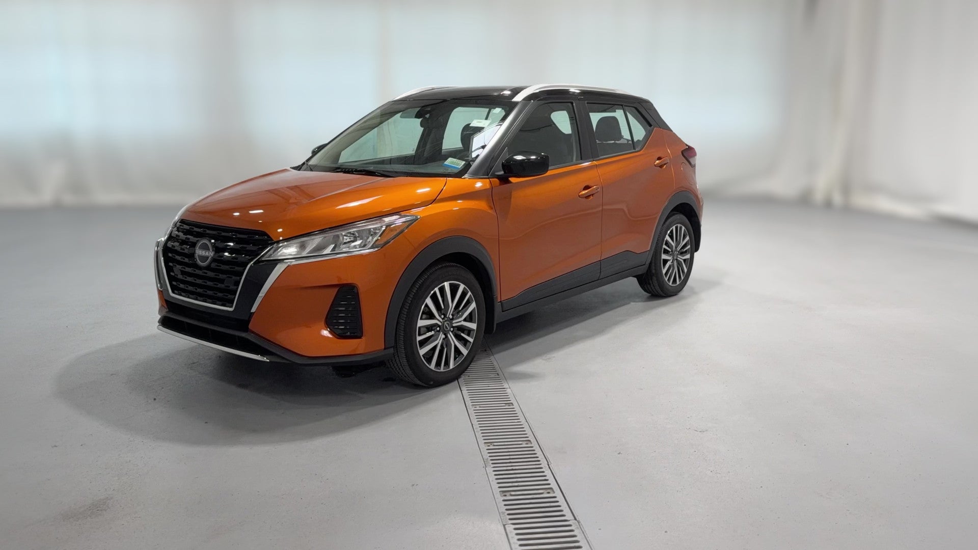 2023 Nissan Kicks vehicle photo