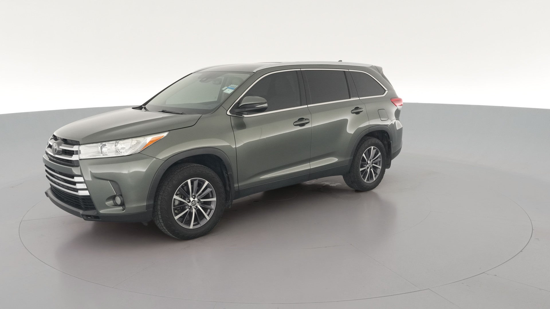 2019 Toyota Highlander vehicle photo