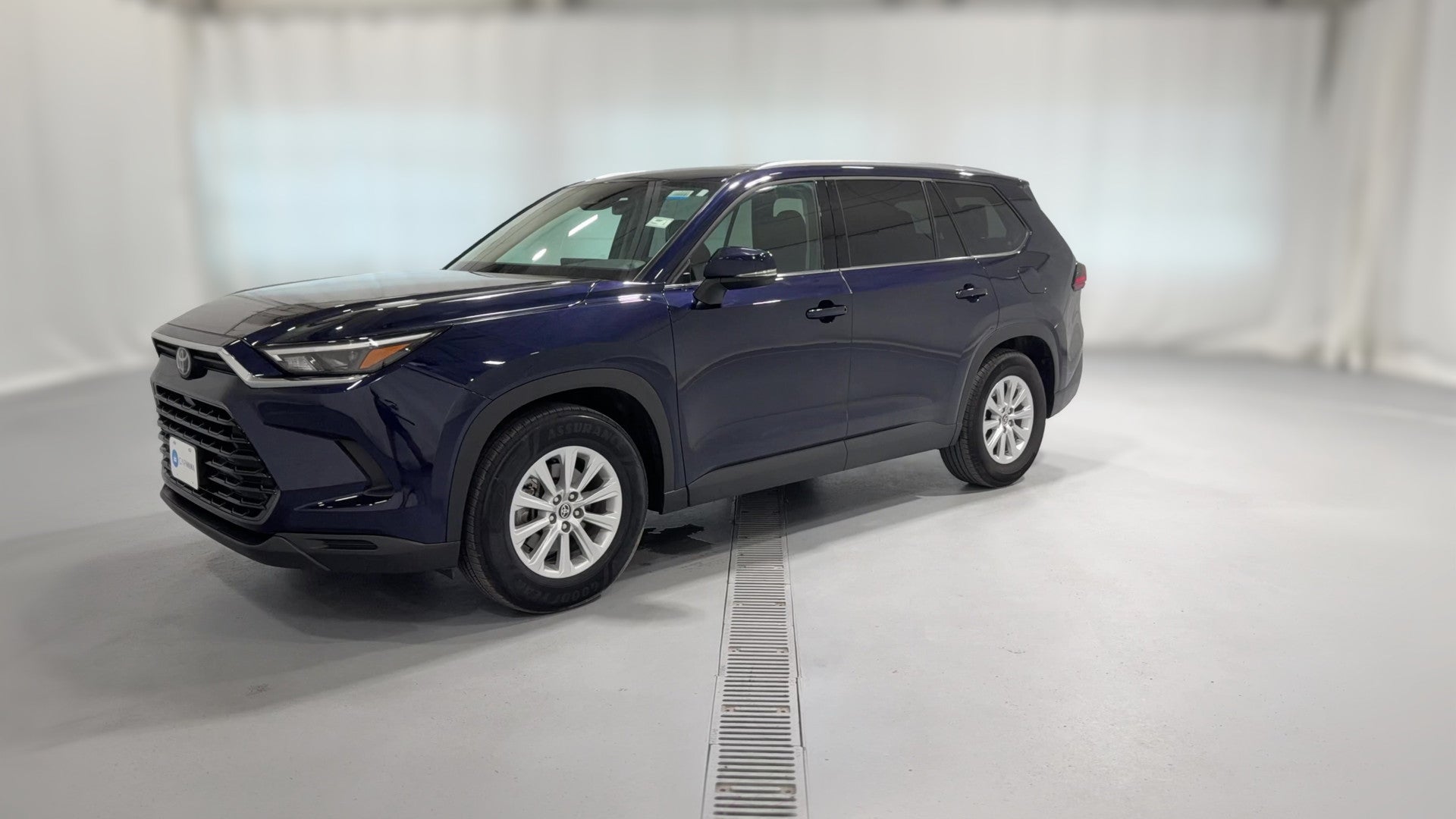 2025 Toyota Grand Highlander vehicle photo
