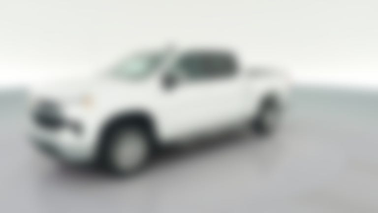 2024 Chevrolet Silverado 1500 Crew Cab vehicle photo